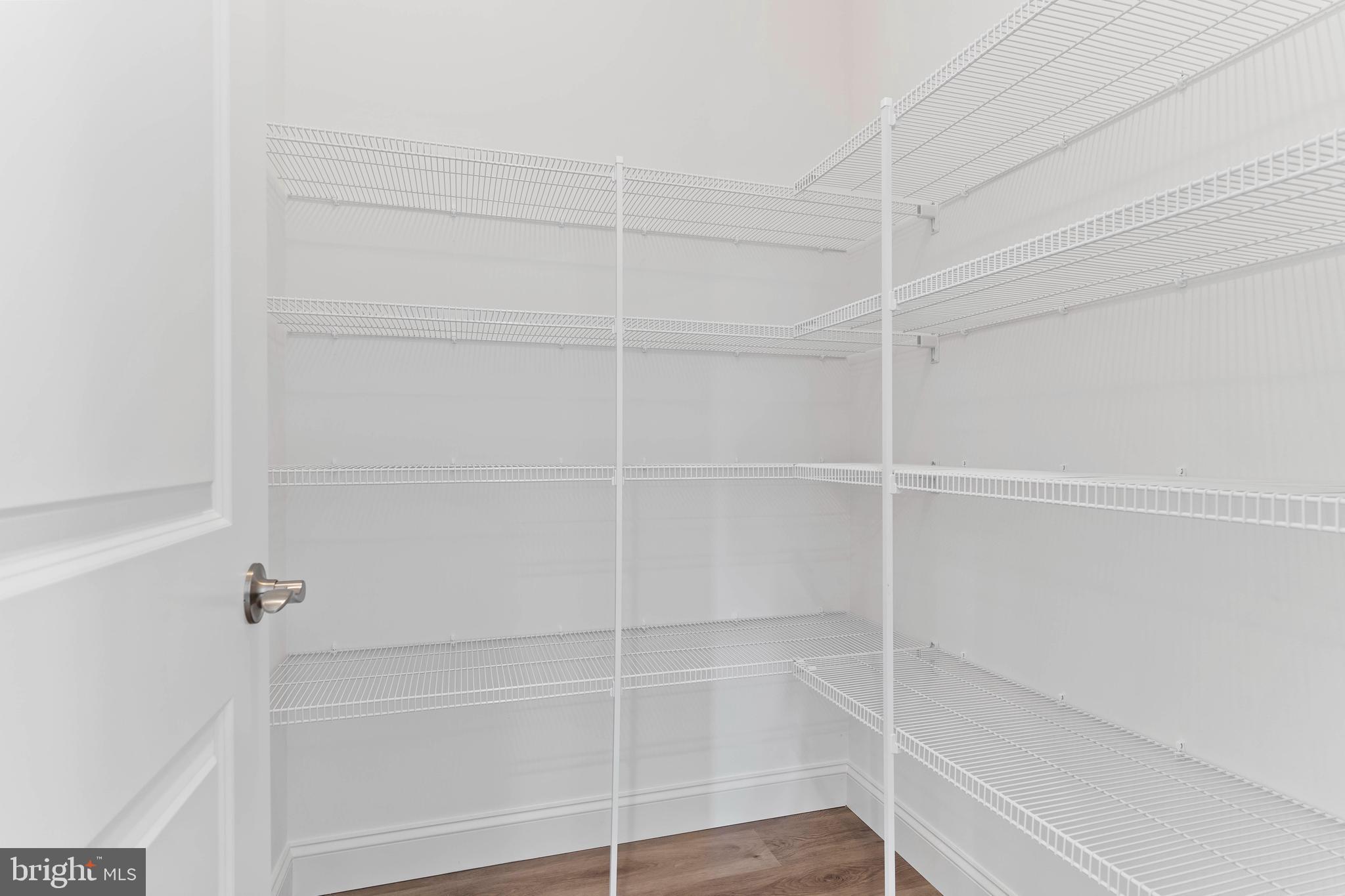 AUTUMN CHASE - Residential