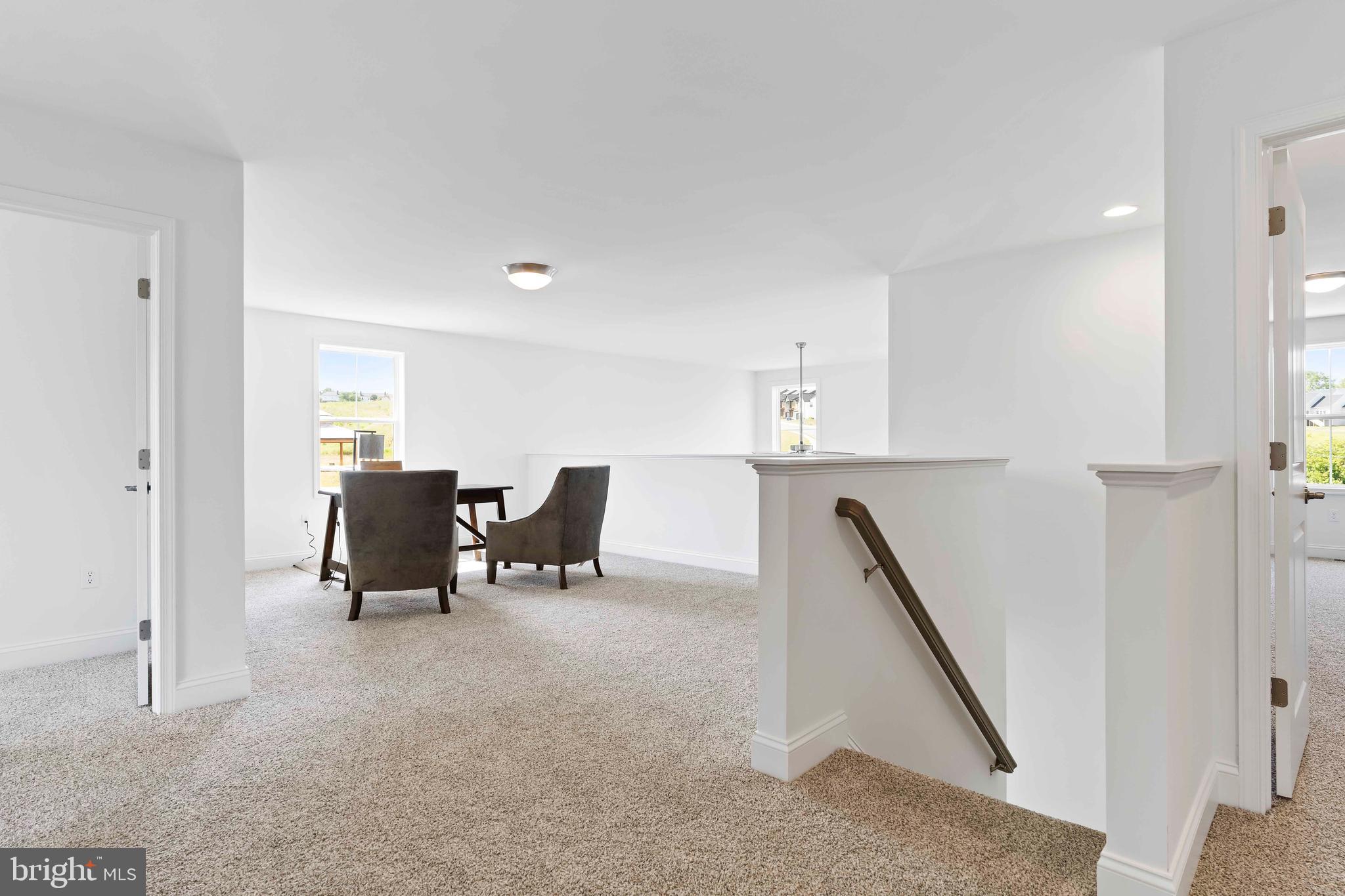 AUTUMN CHASE - Residential