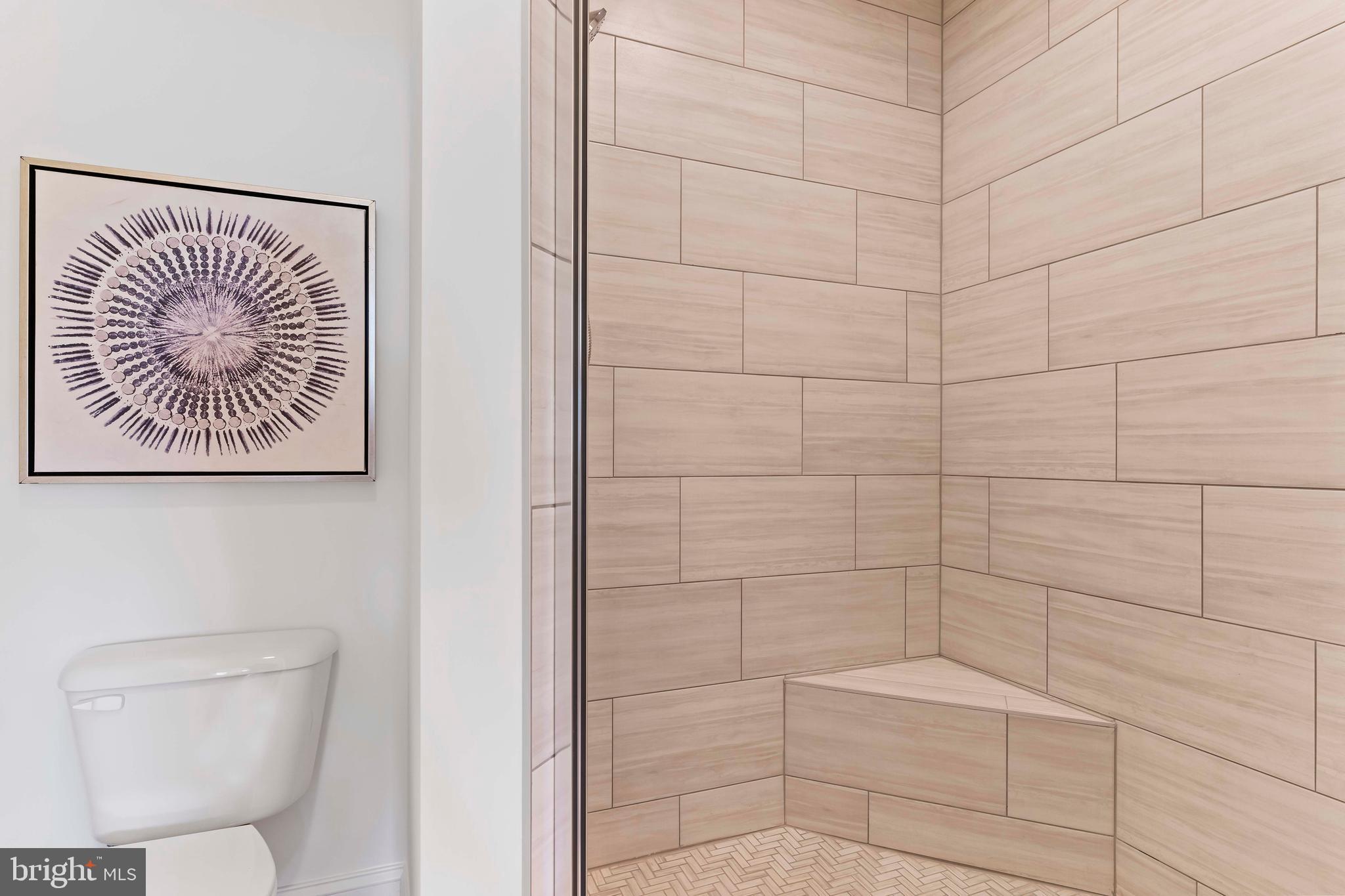 AUTUMN CHASE - Residential