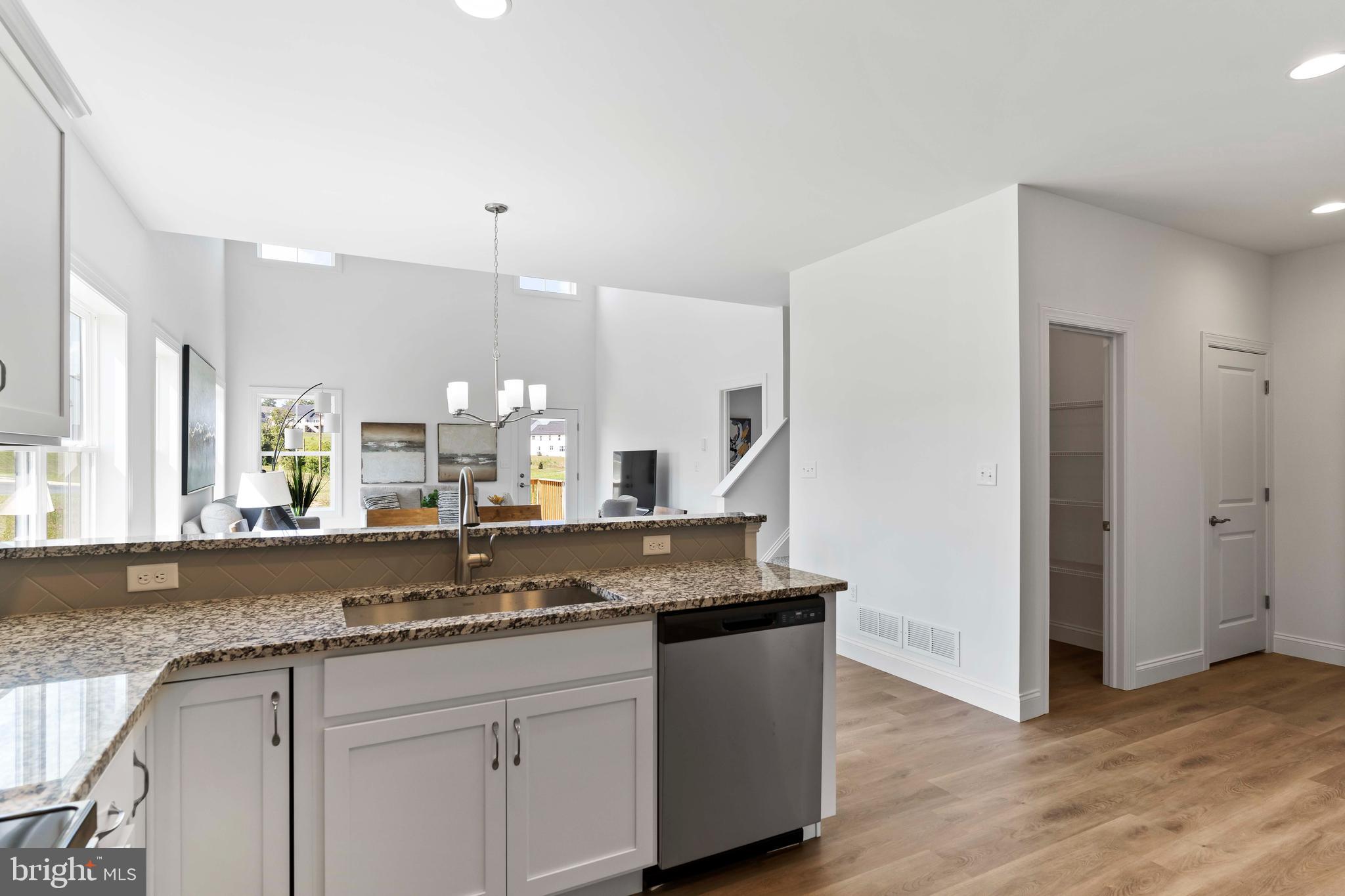 AUTUMN CHASE - Residential