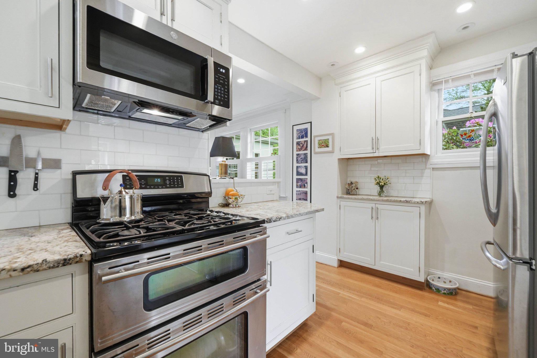 WAWASET PARK - Residential