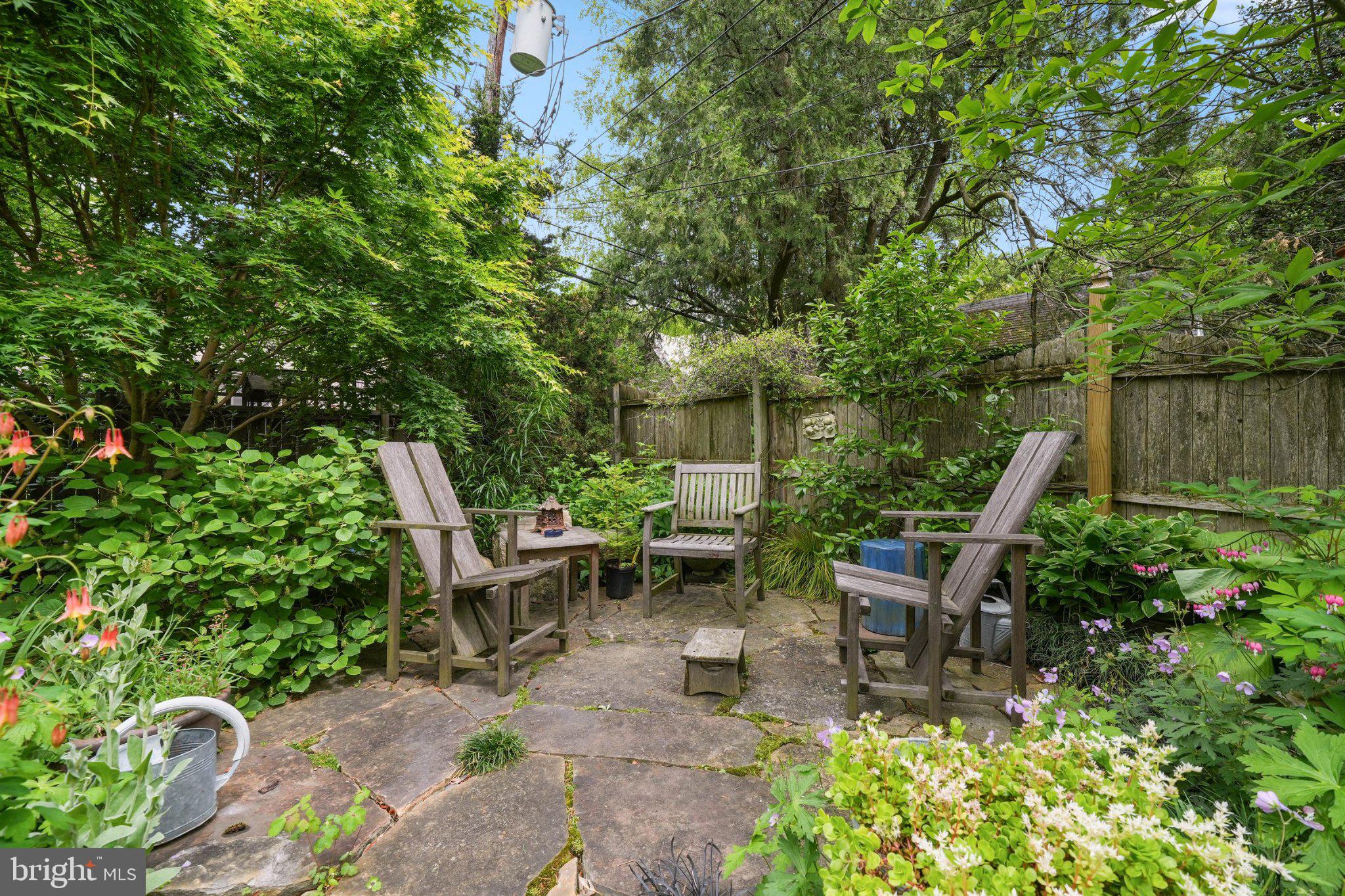 WAWASET PARK - Residential