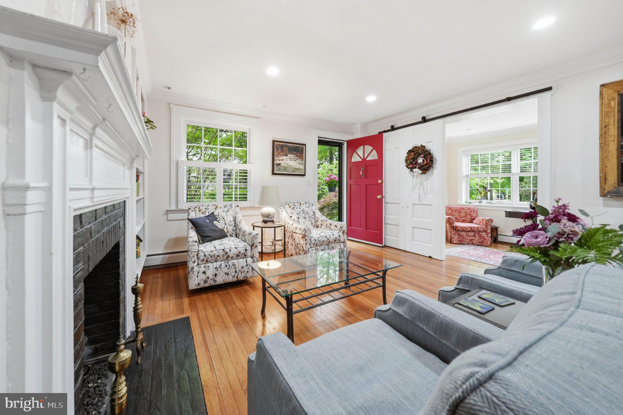 WAWASET PARK - Residential