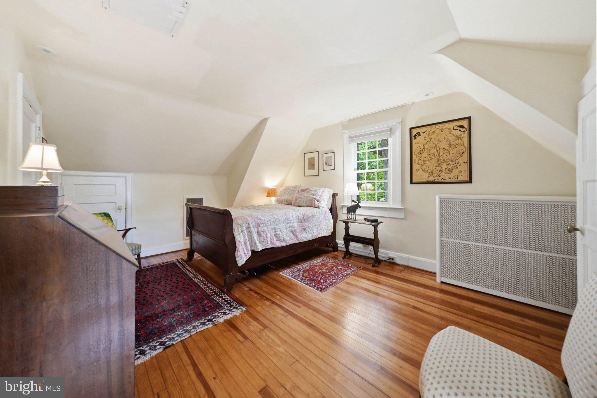 WAWASET PARK - Residential