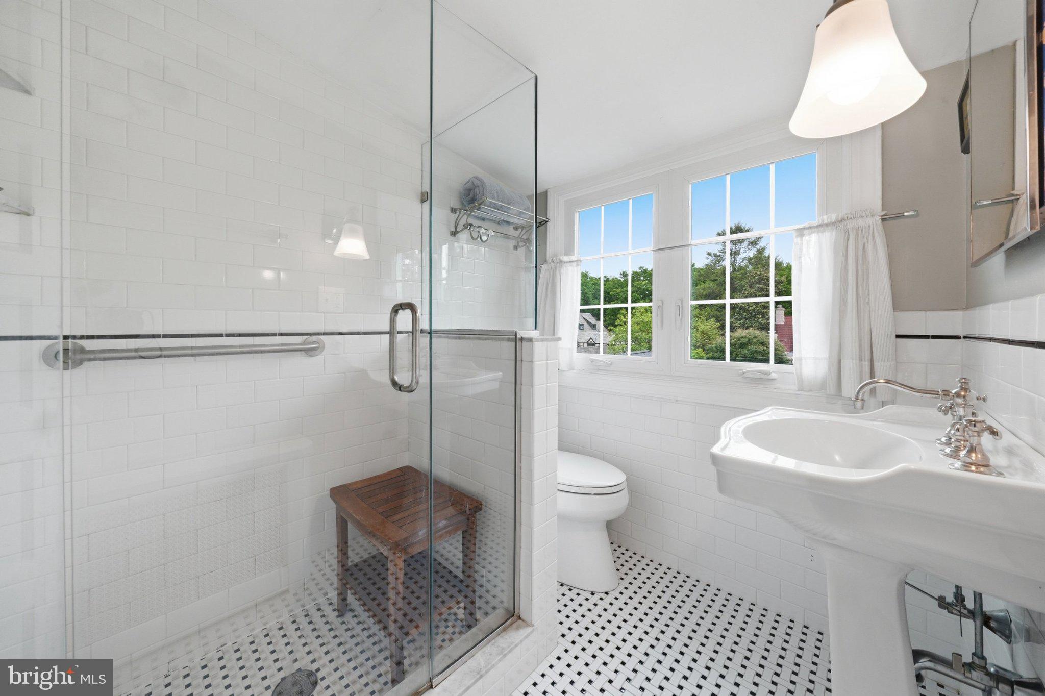 WAWASET PARK - Residential