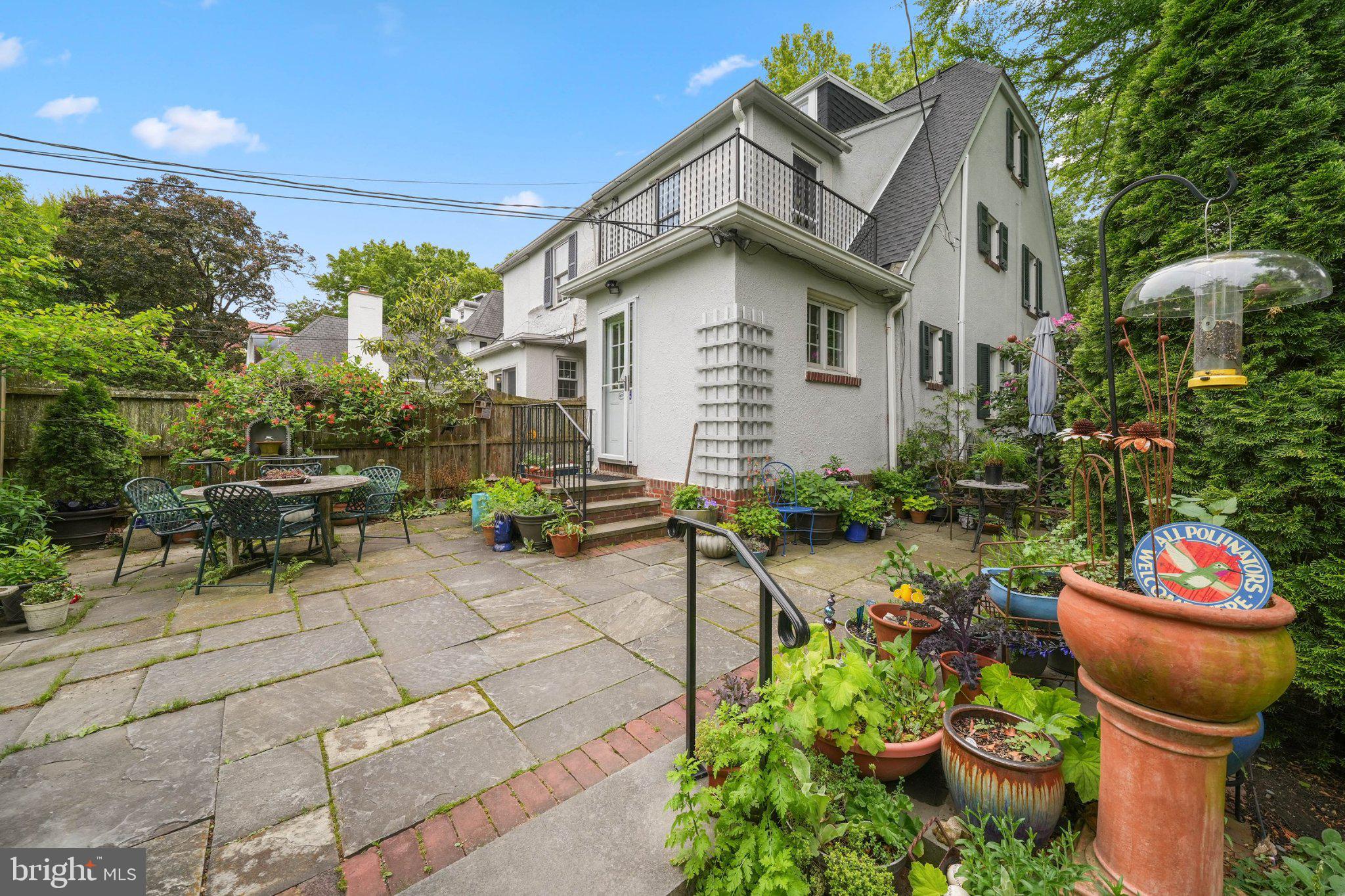 WAWASET PARK - Residential