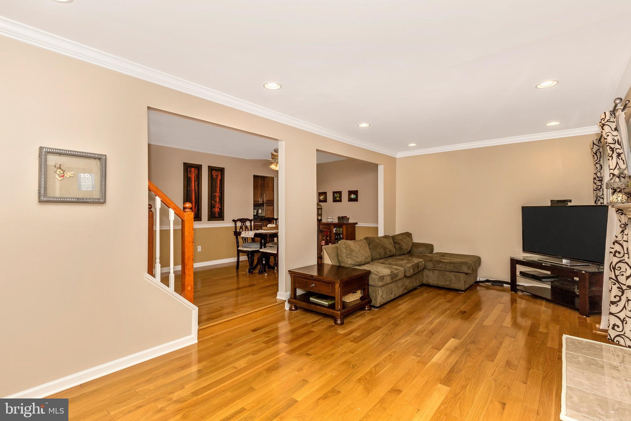 VILLAGE OF LONG REACH - Residential