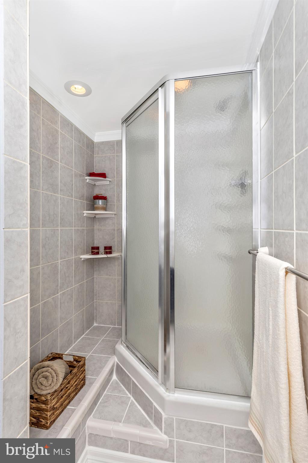 VILLAGE OF LONG REACH - Residential