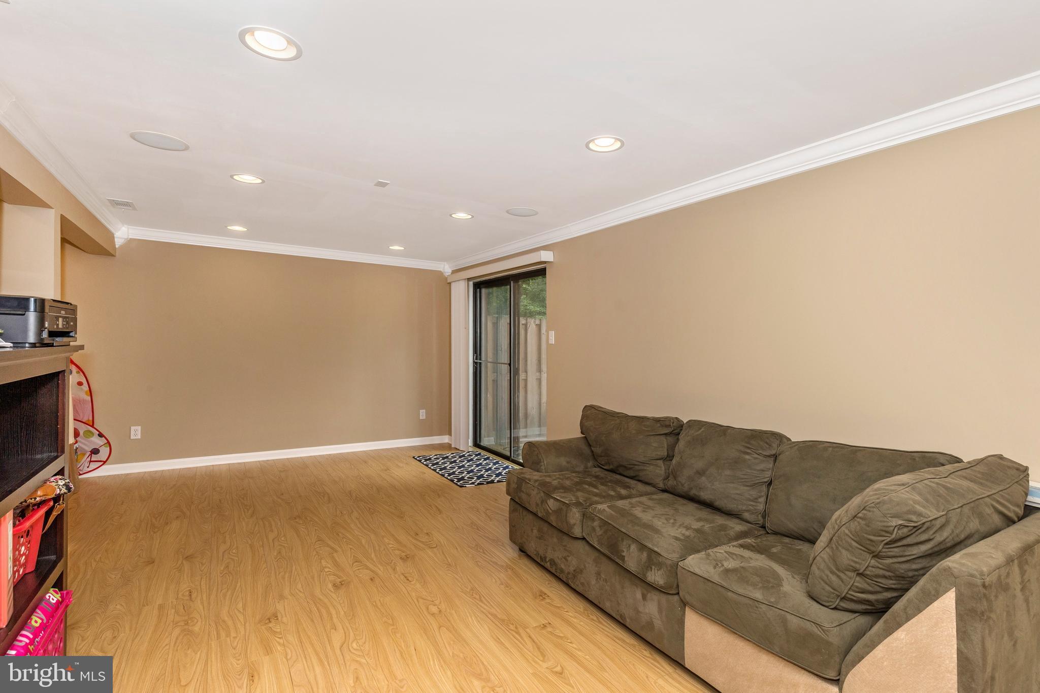 VILLAGE OF LONG REACH - Residential