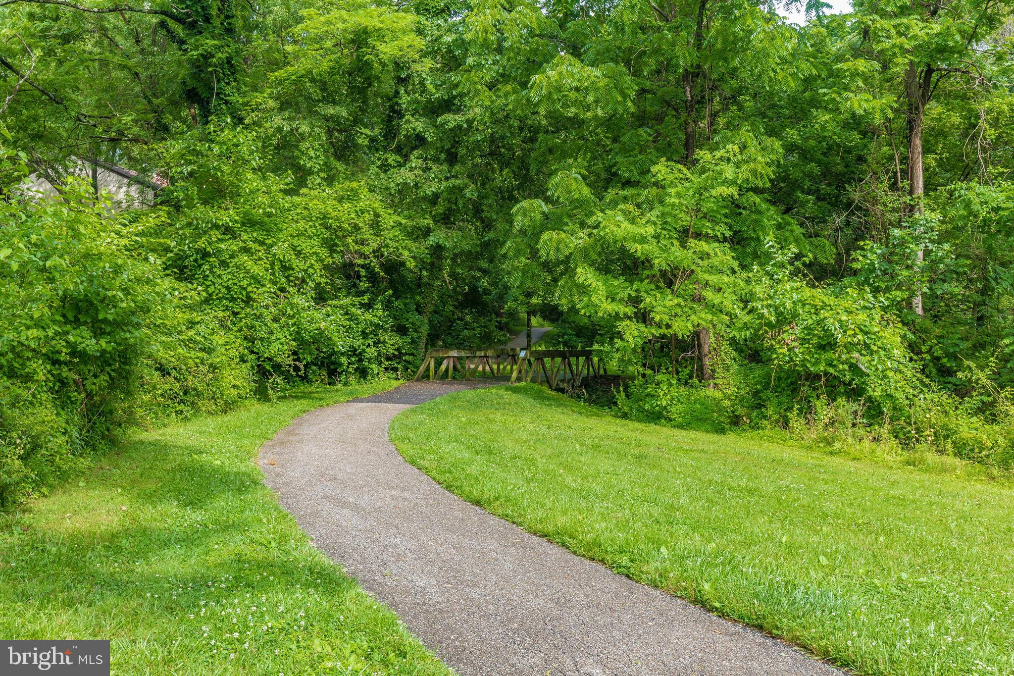 VILLAGE OF LONG REACH - Residential