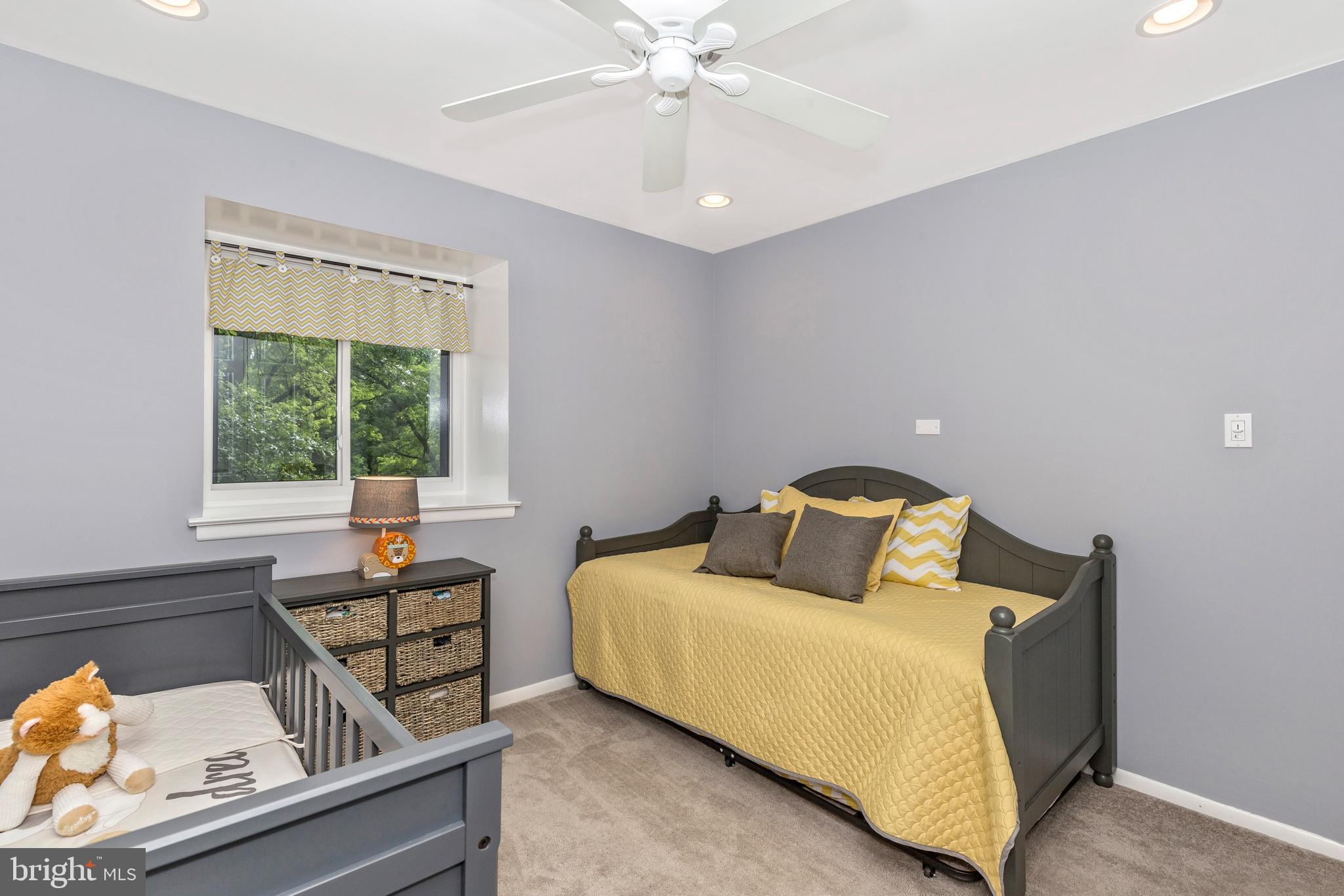 VILLAGE OF LONG REACH - Residential