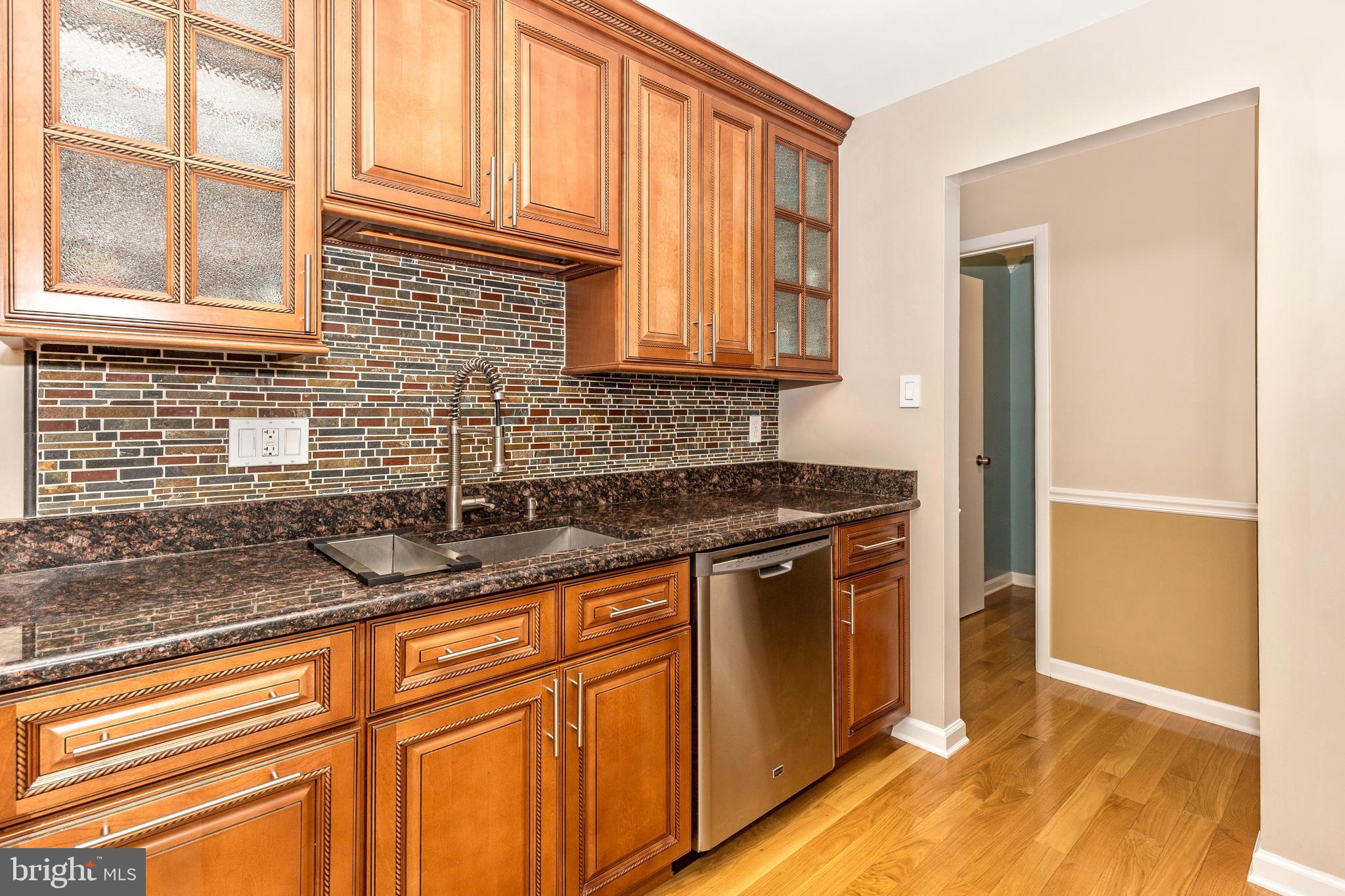 VILLAGE OF LONG REACH - Residential