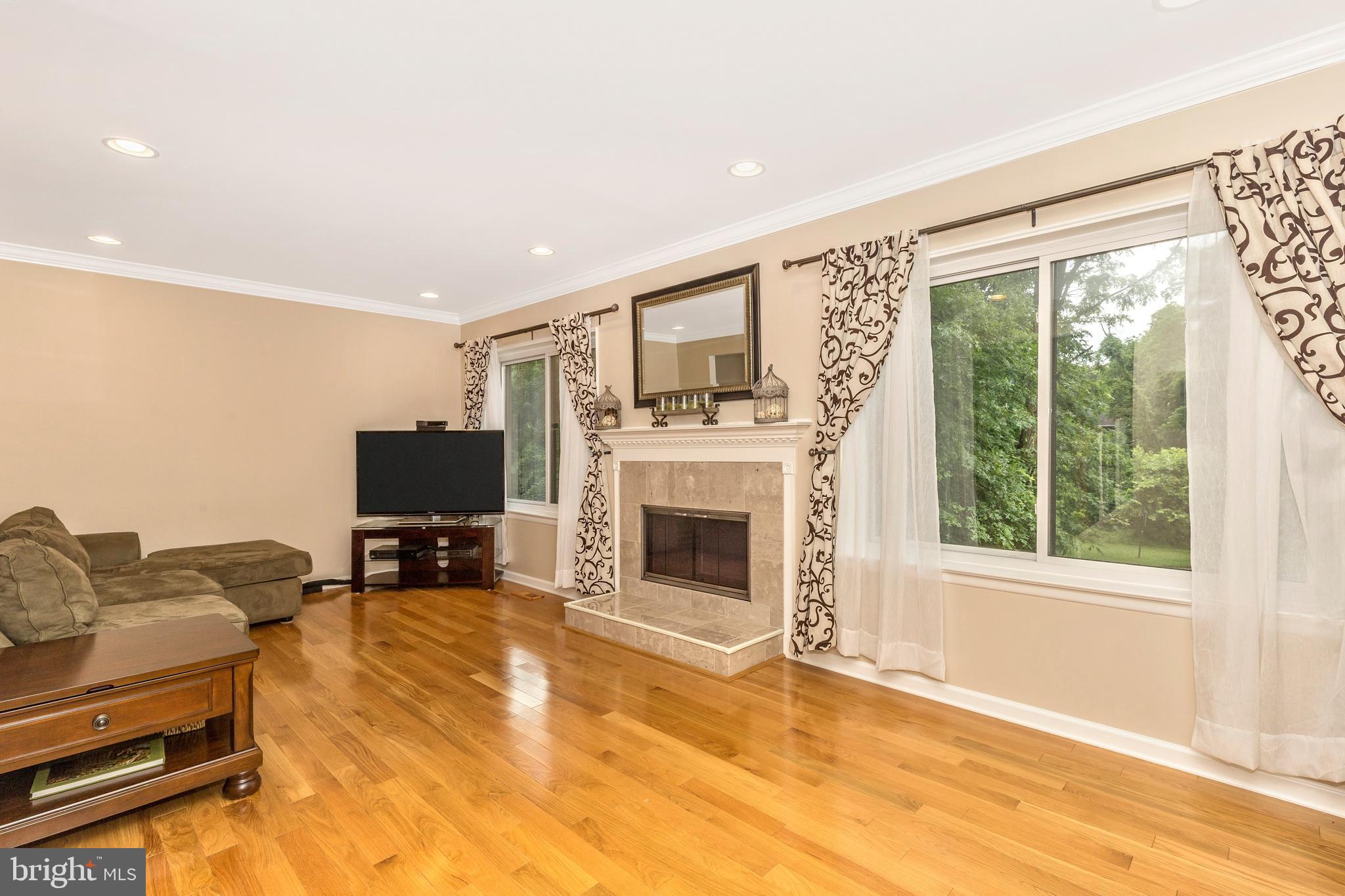 VILLAGE OF LONG REACH - Residential