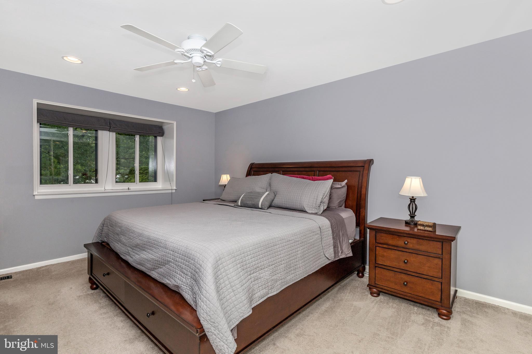 VILLAGE OF LONG REACH - Residential