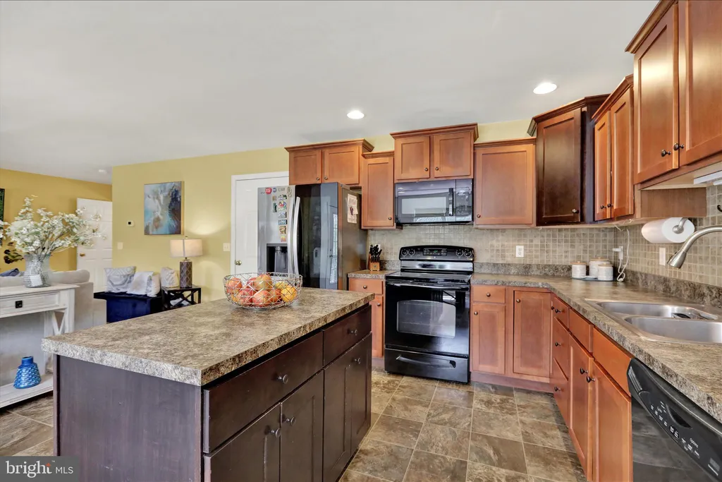 Additional image 12 of 330 Wendover Way, Lancaster, PA 17603