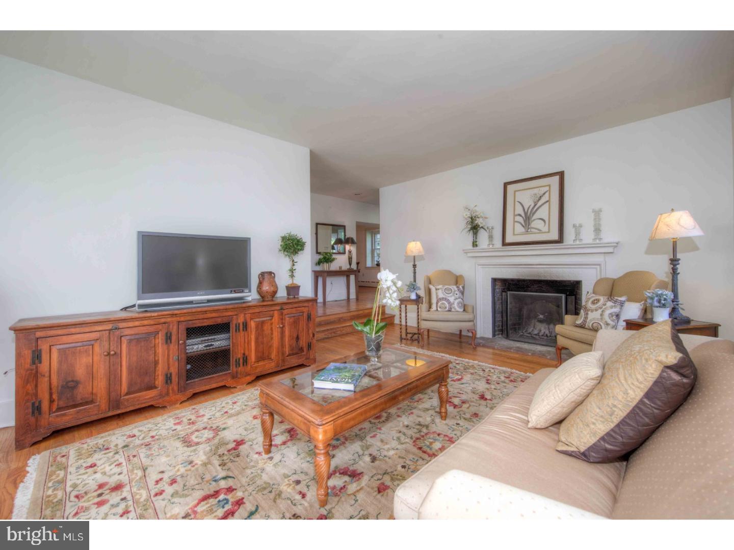 YORKTOWN CROSSING - Residential