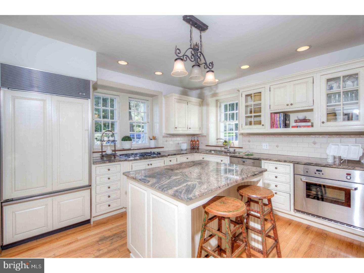 YORKTOWN CROSSING - Residential