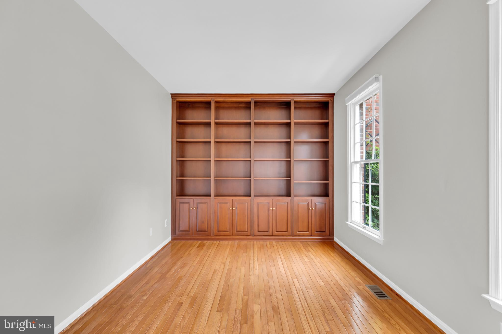 BARRINGTON - Residential