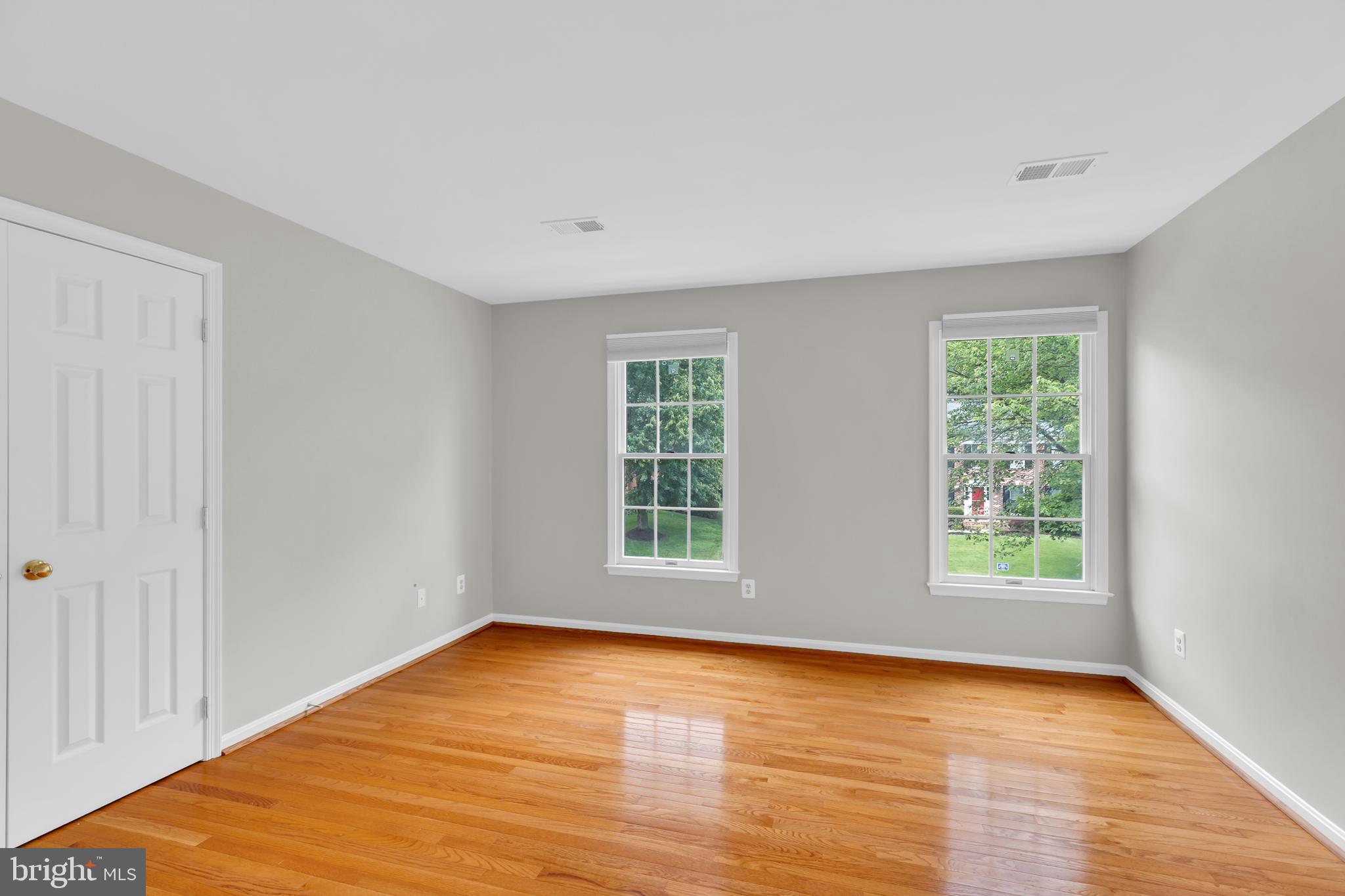 BARRINGTON - Residential
