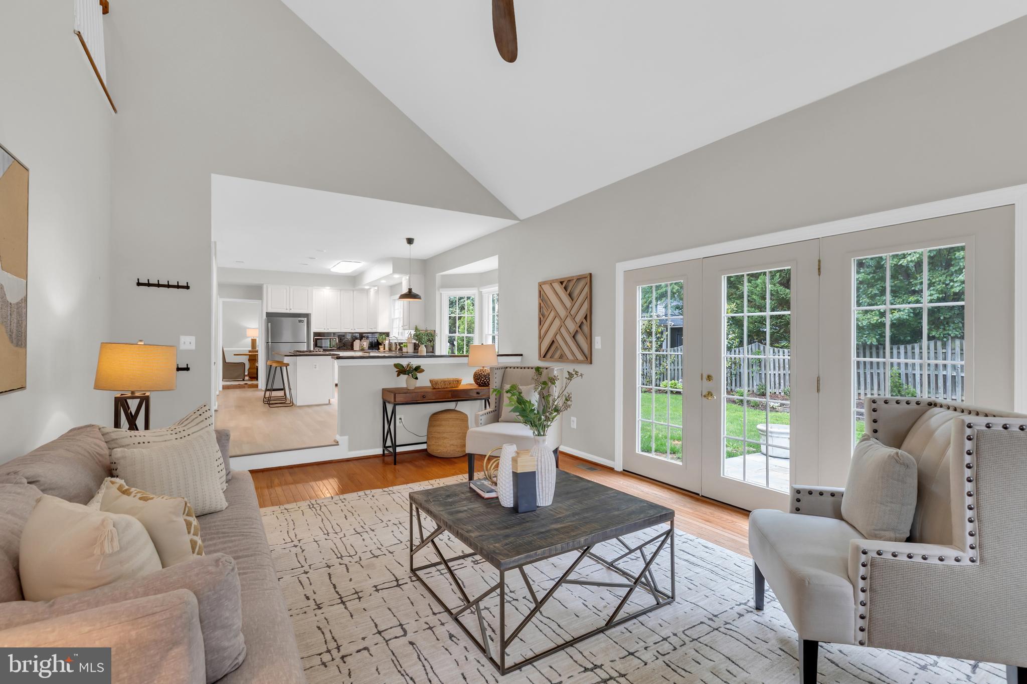 BARRINGTON - Residential