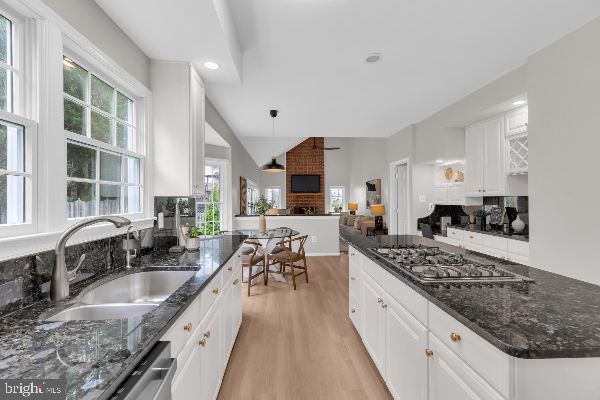 BARRINGTON - Residential
