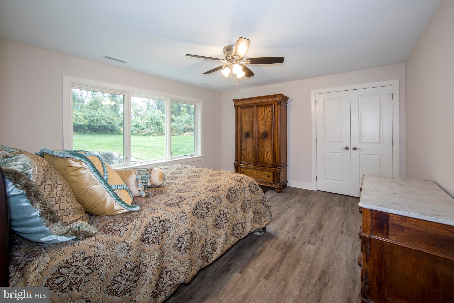 RADNOR HUNT - Residential Lease