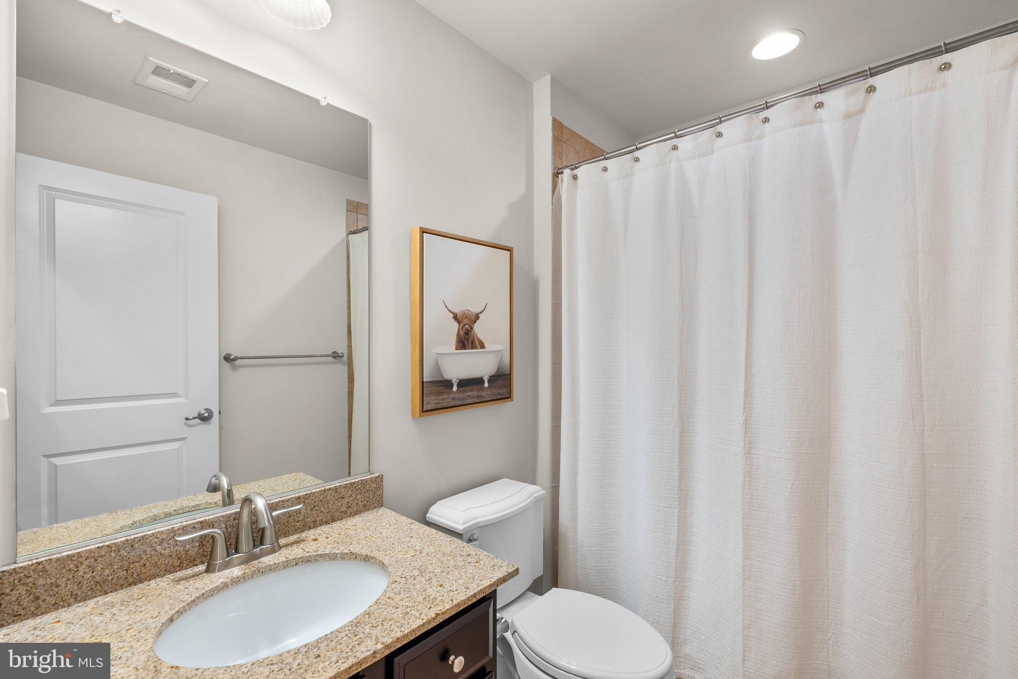 AUTUMN RIVER - Residential