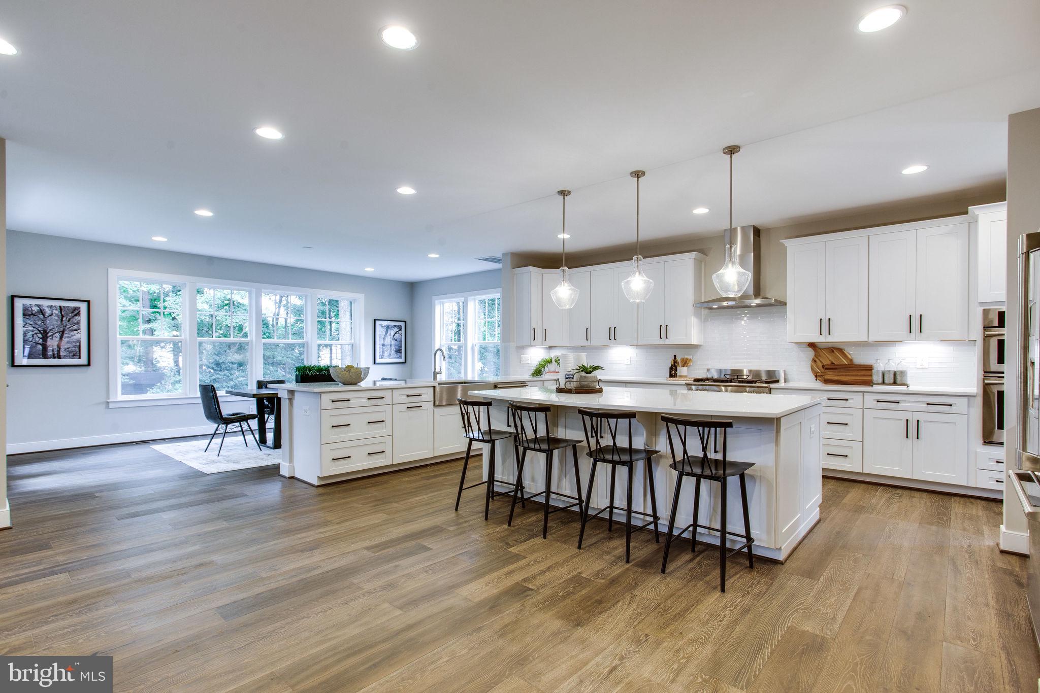 TOWN AND COUNTRY ESTATES - Residential