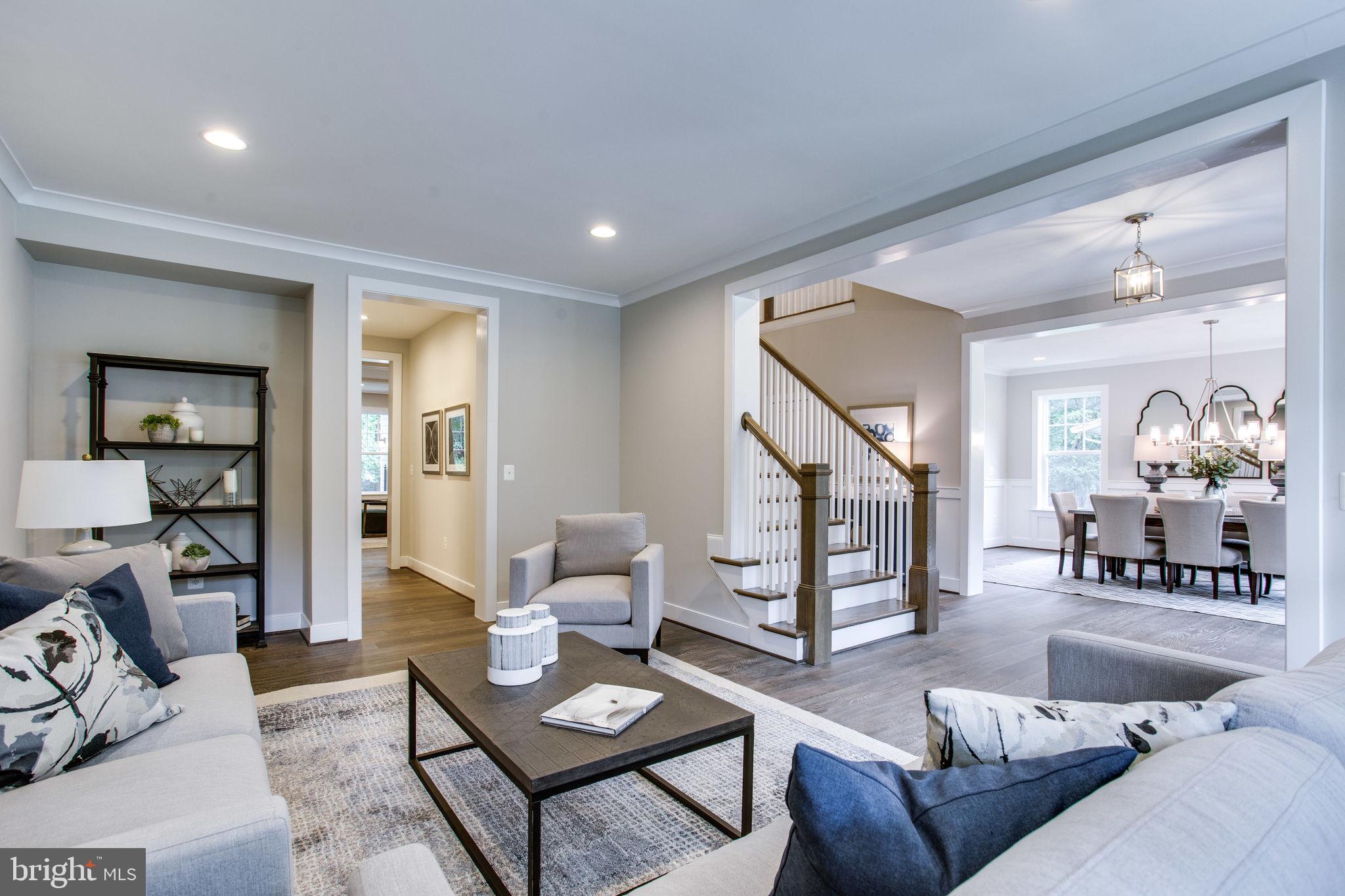 TOWN AND COUNTRY ESTATES - Residential