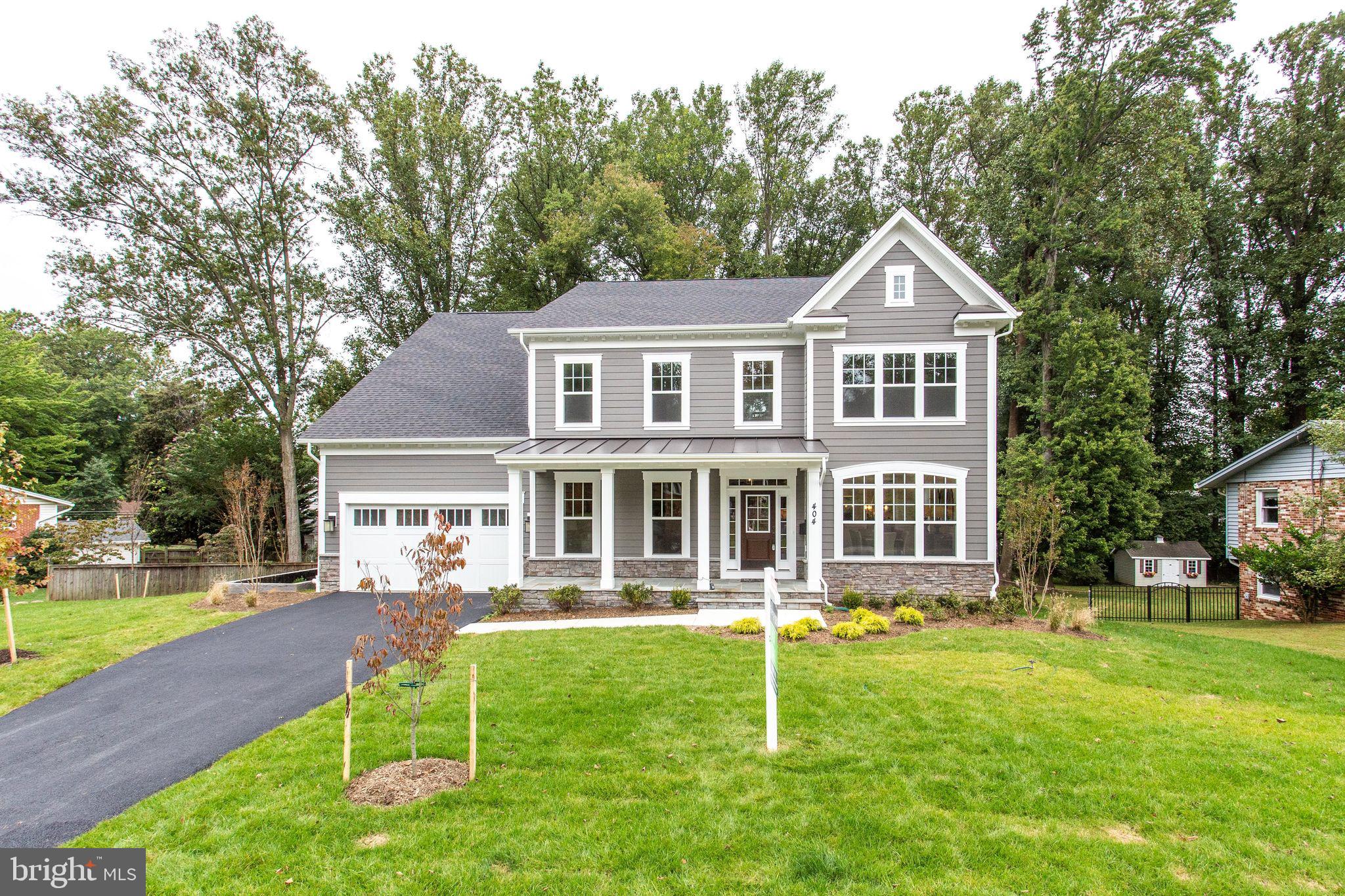 TOWN AND COUNTRY ESTATES - Residential