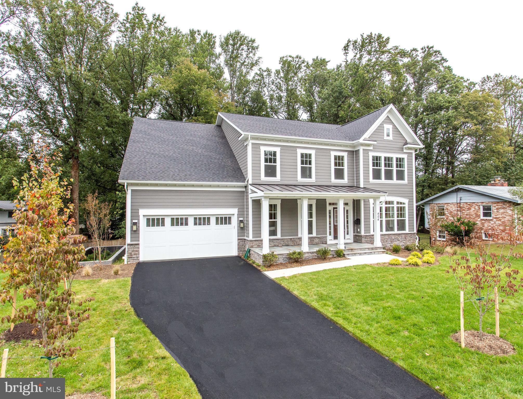 TOWN AND COUNTRY ESTATES - Residential