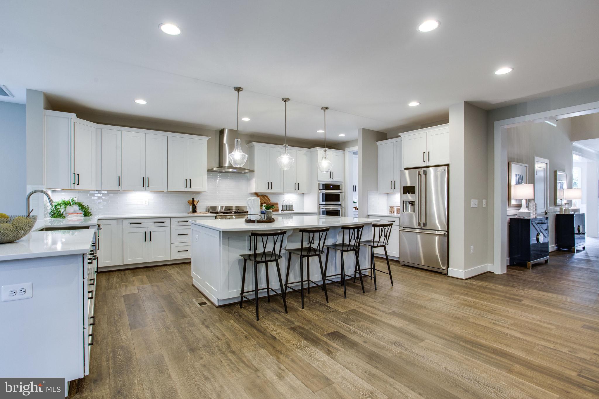 TOWN AND COUNTRY ESTATES - Residential