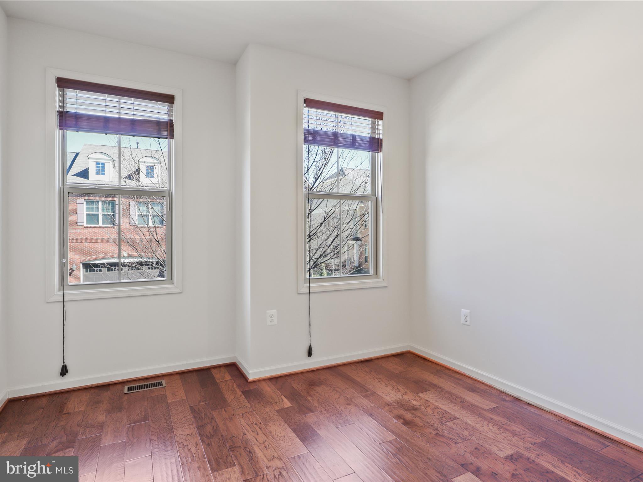 BRAMBLETON - Residential