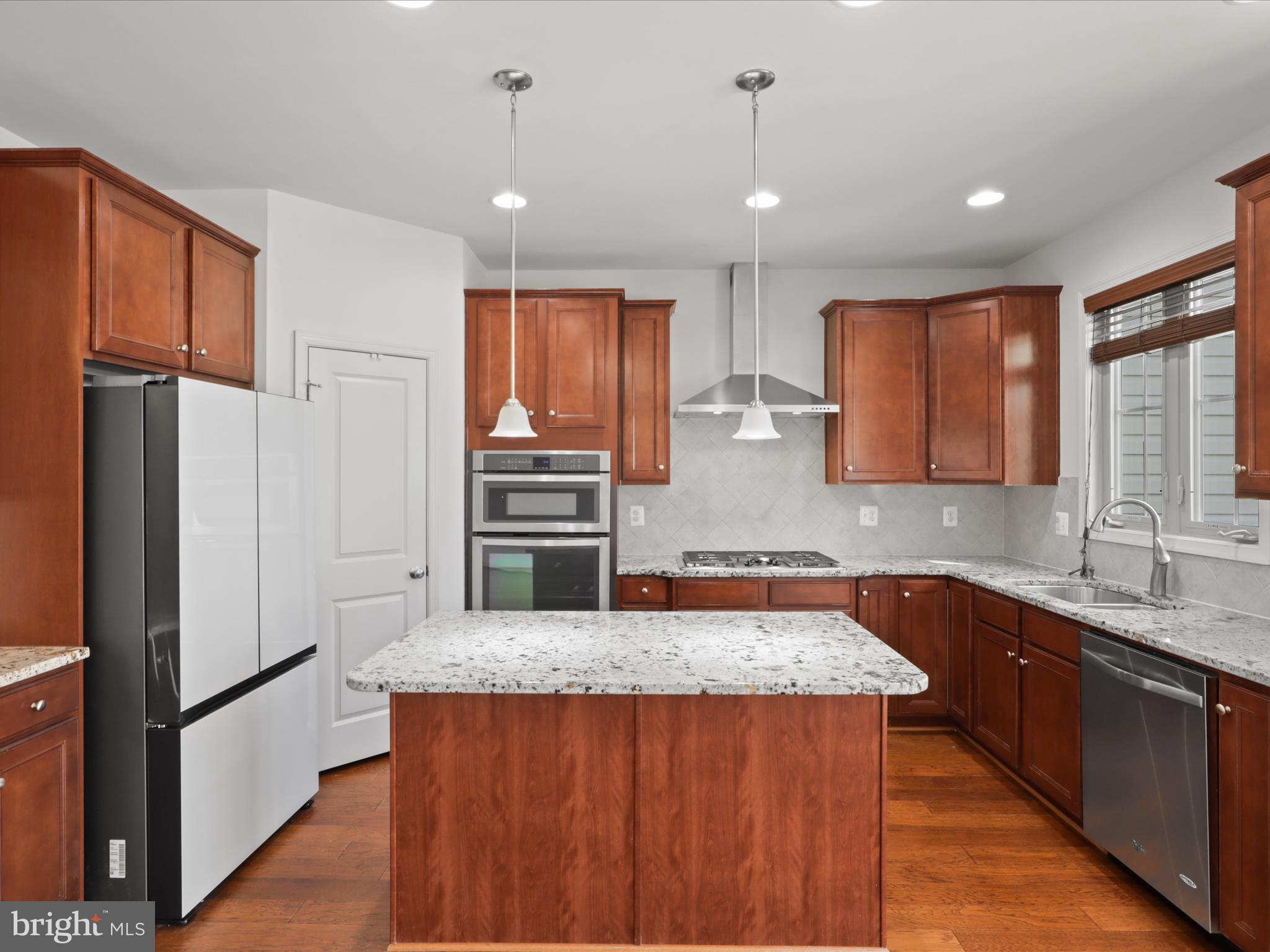 BRAMBLETON - Residential
