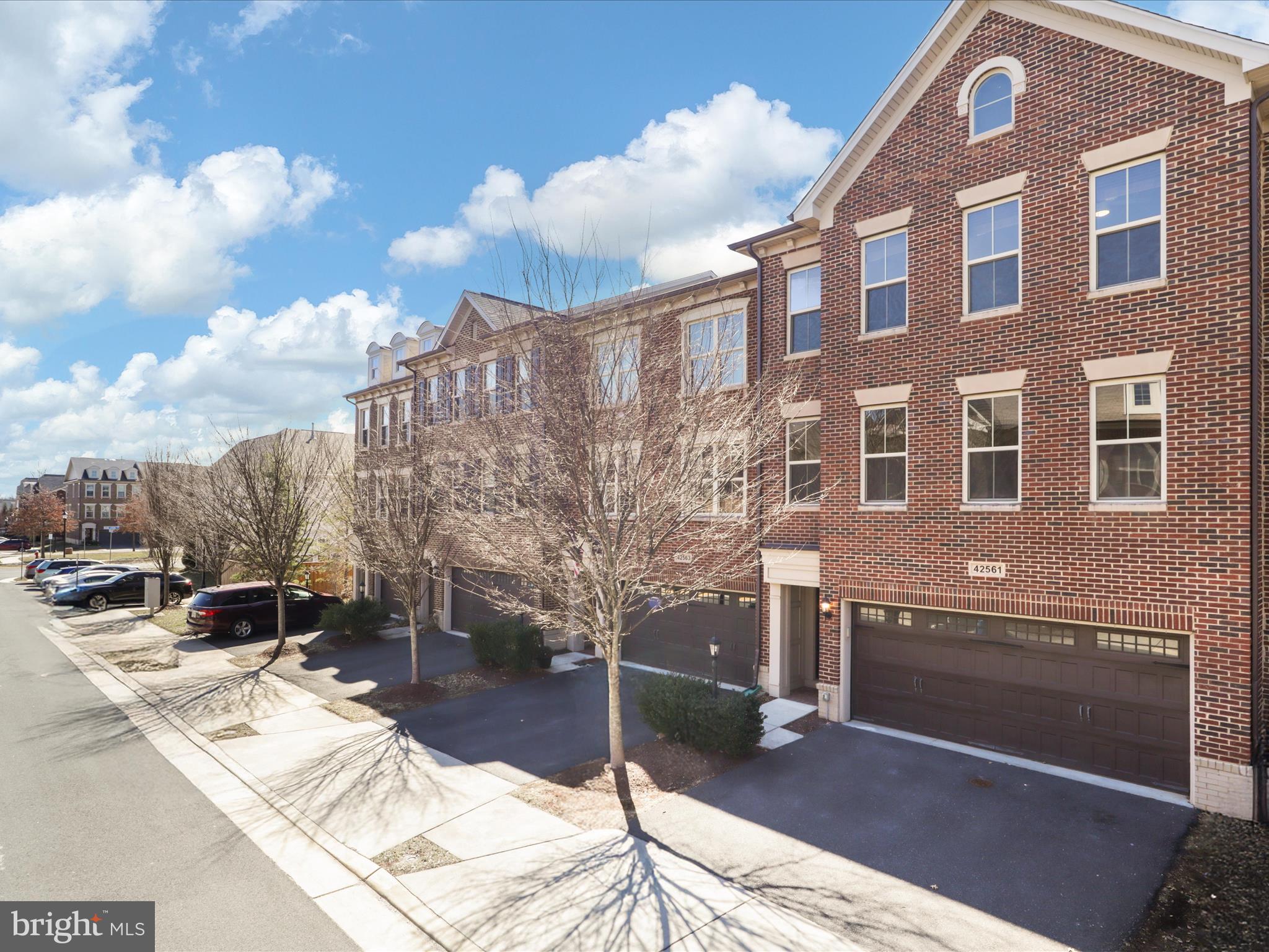 BRAMBLETON - Residential