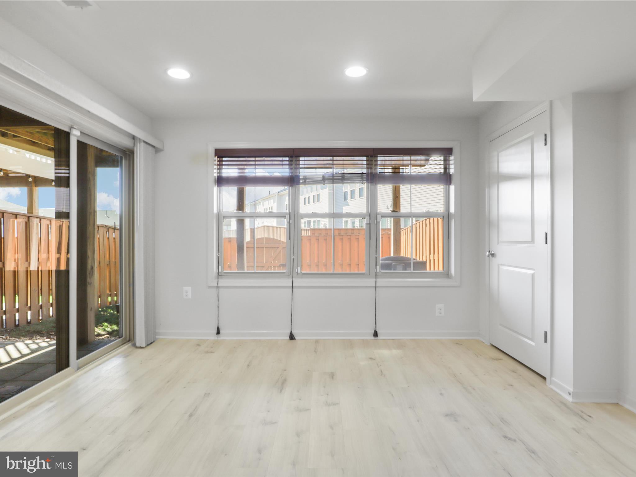 BRAMBLETON - Residential