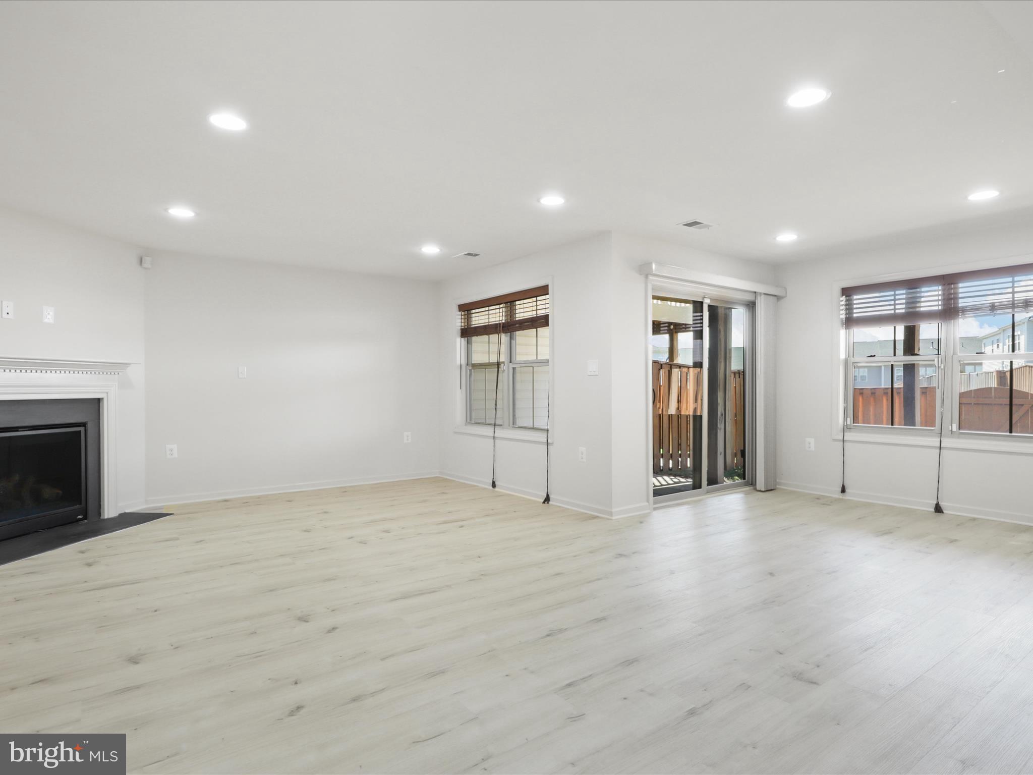 BRAMBLETON - Residential