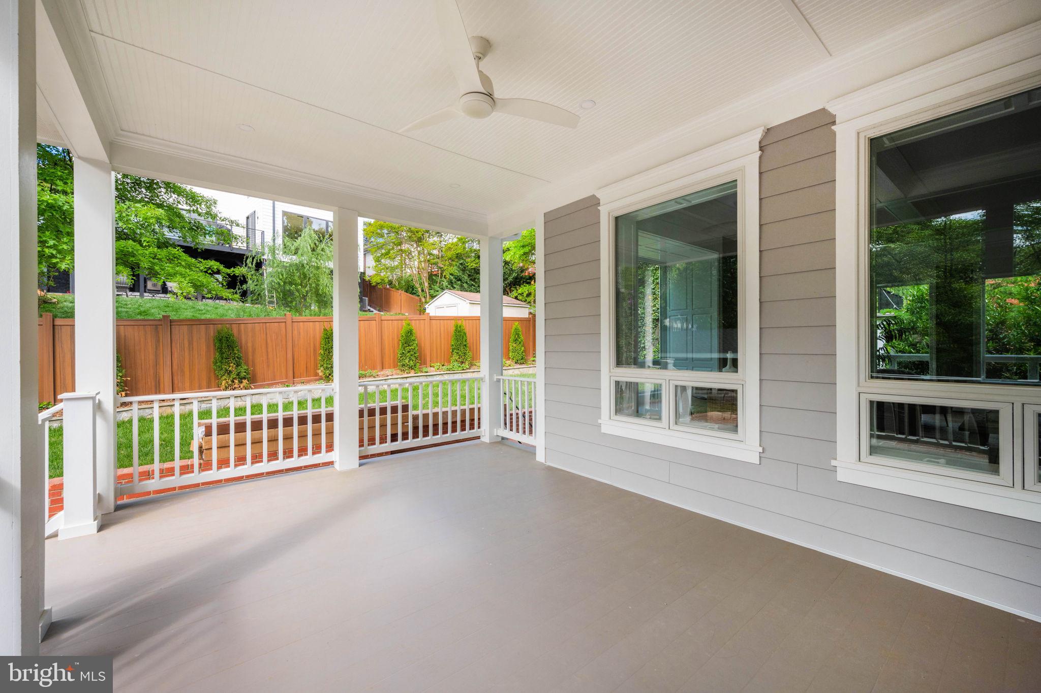 ROSEMONT - Residential