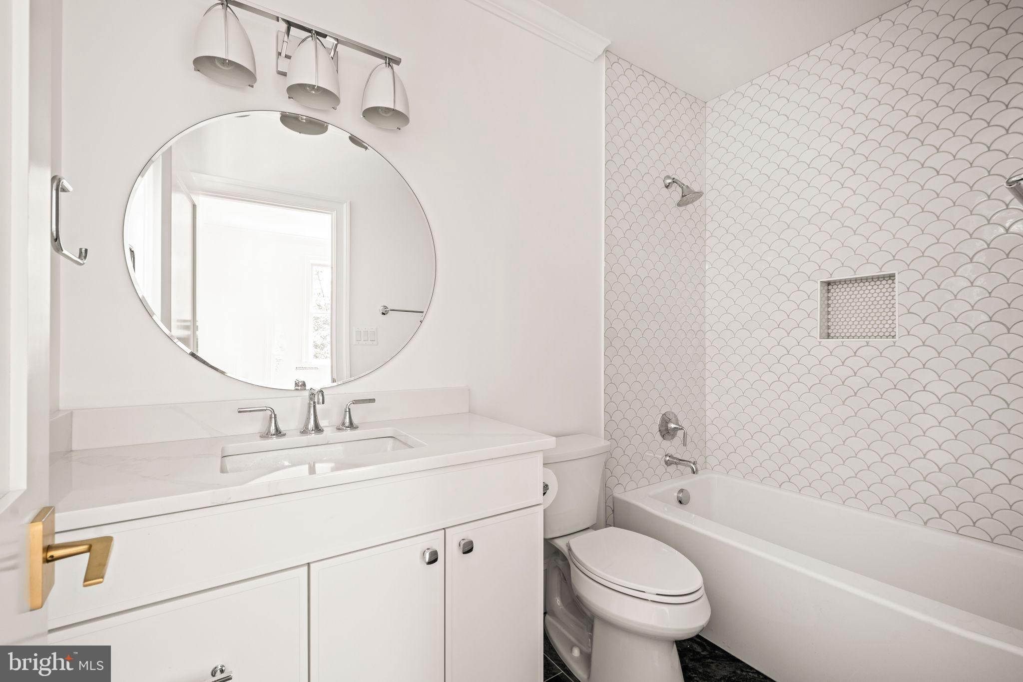 ROSEMONT - Residential