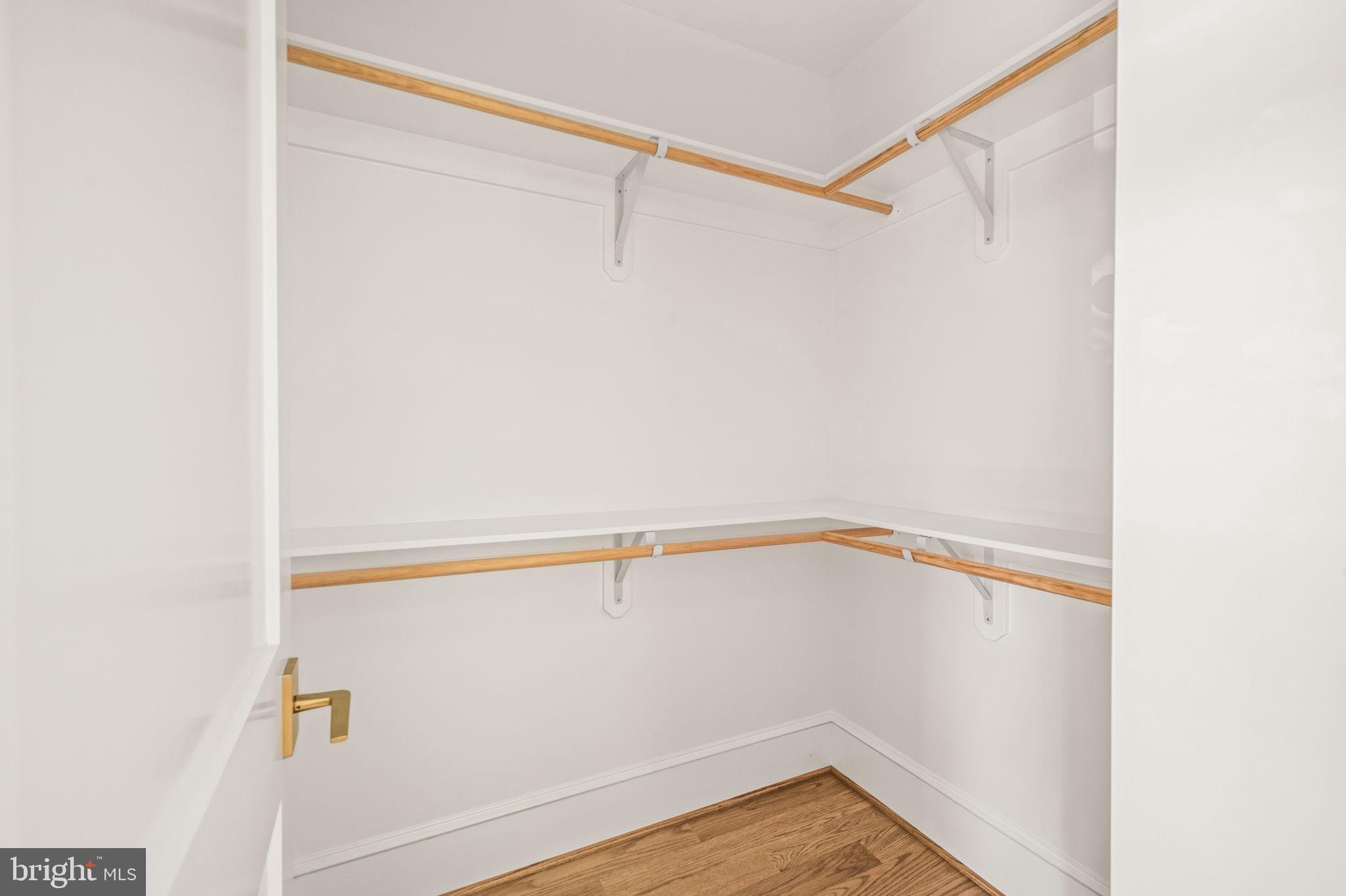 ROSEMONT - Residential