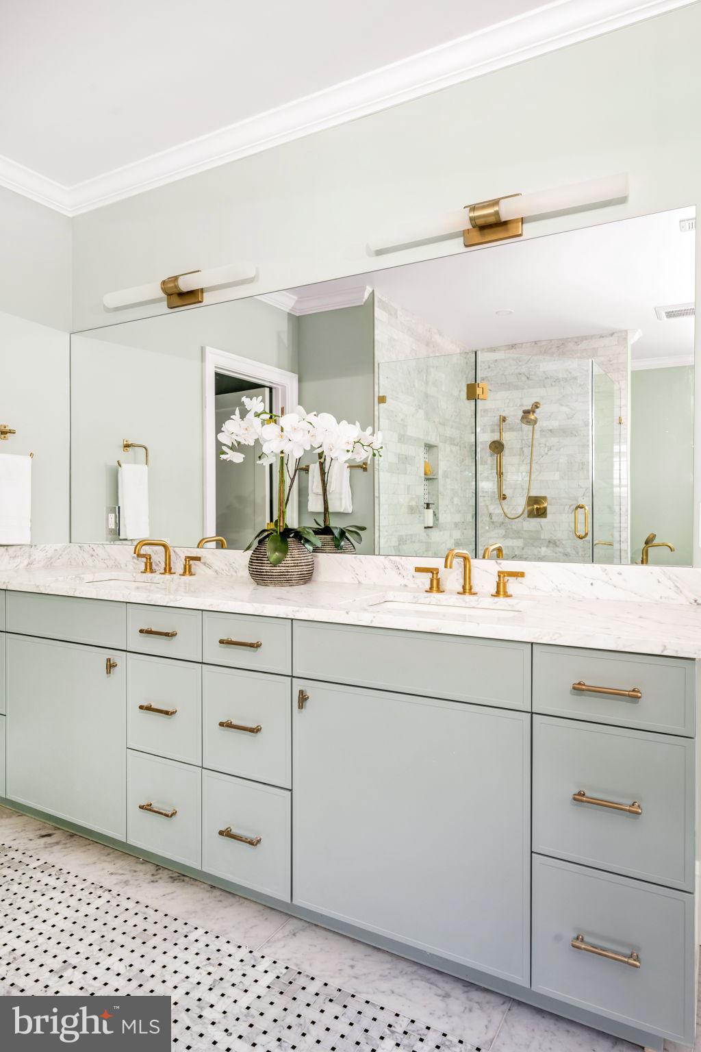 ROSEMONT - Residential