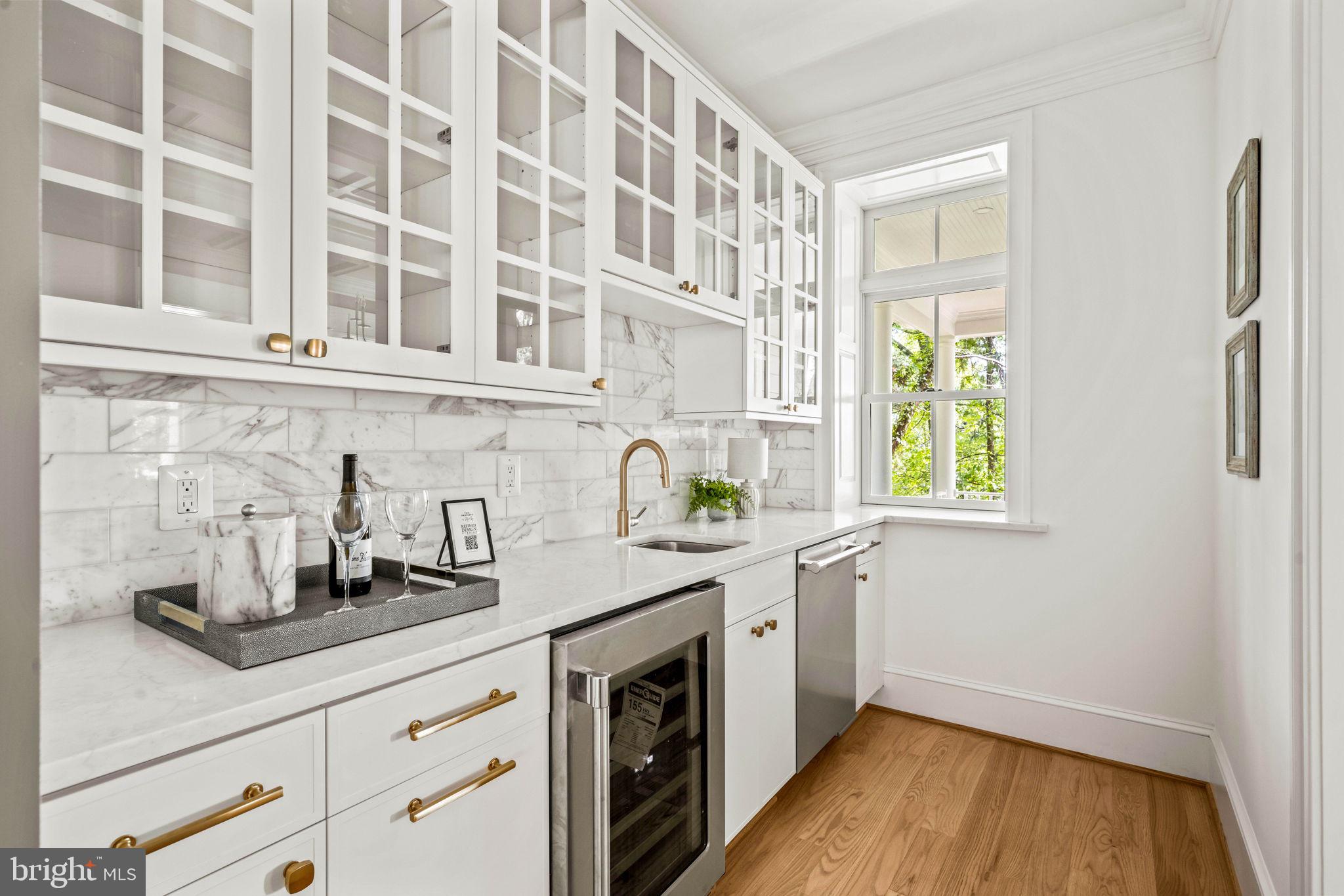 ROSEMONT - Residential