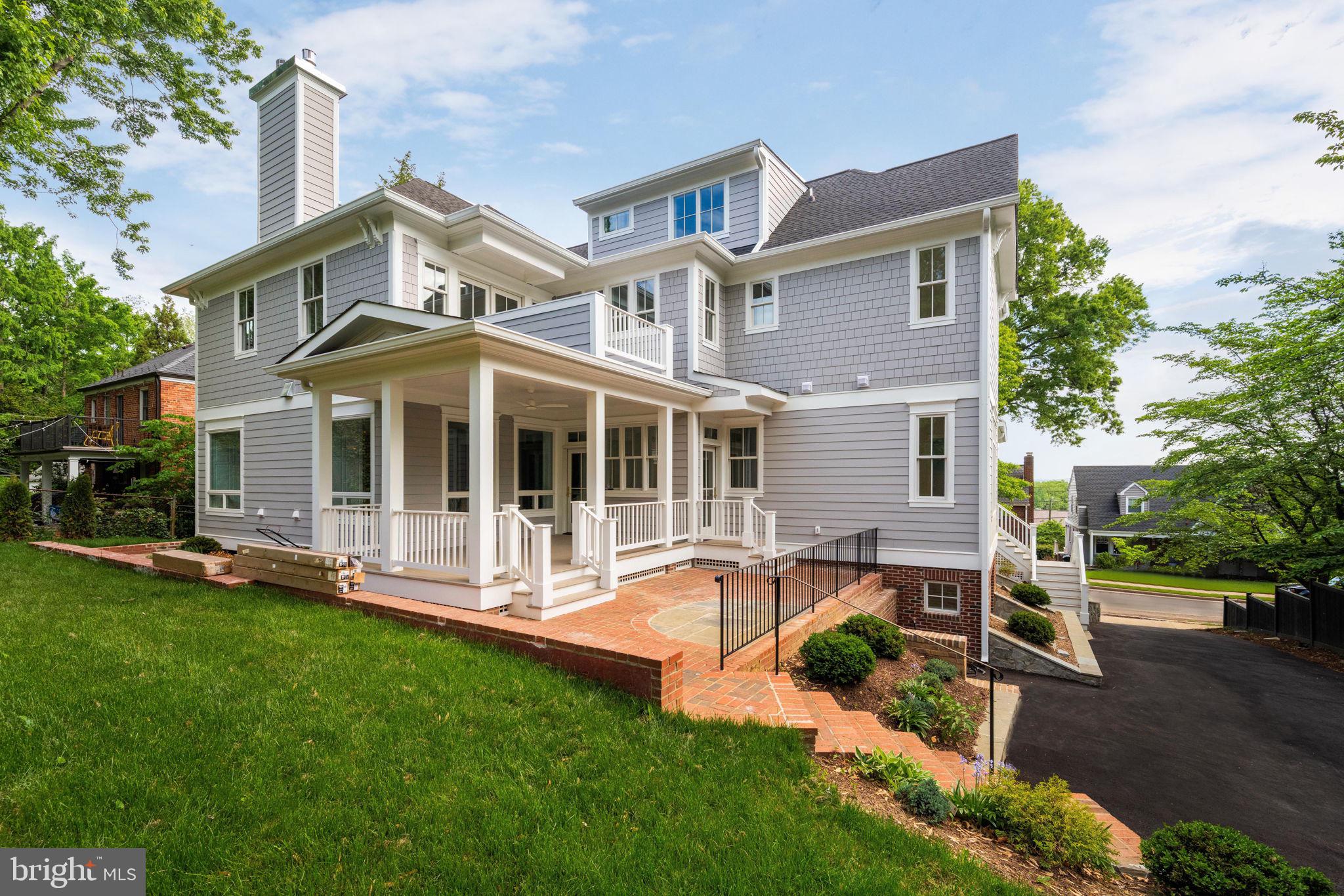 ROSEMONT - Residential