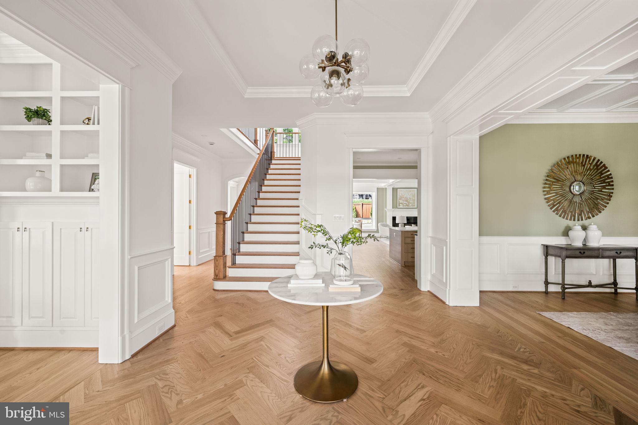 ROSEMONT - Residential