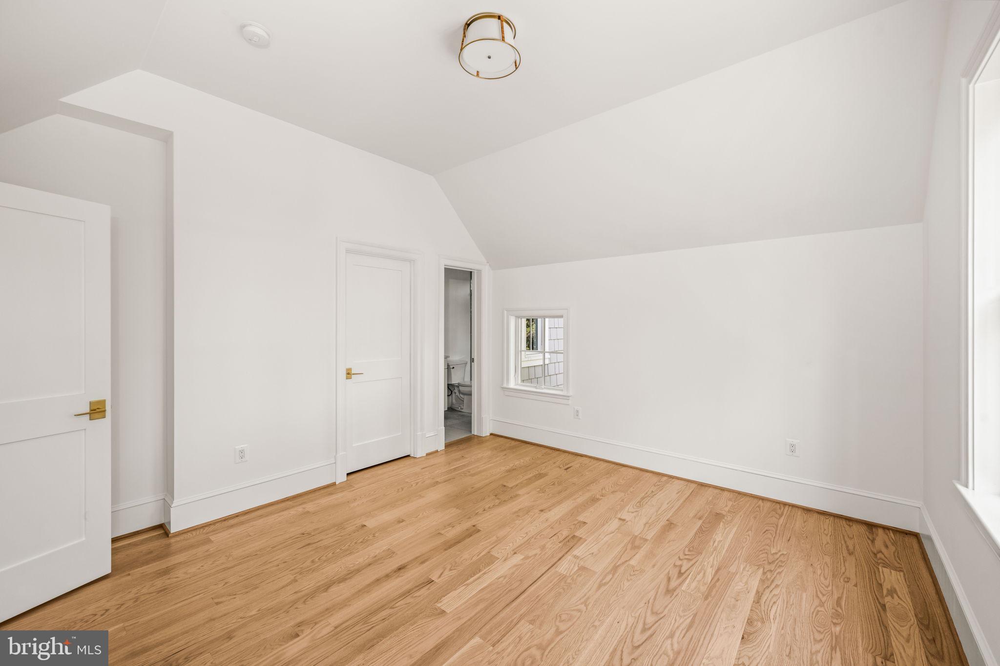 ROSEMONT - Residential