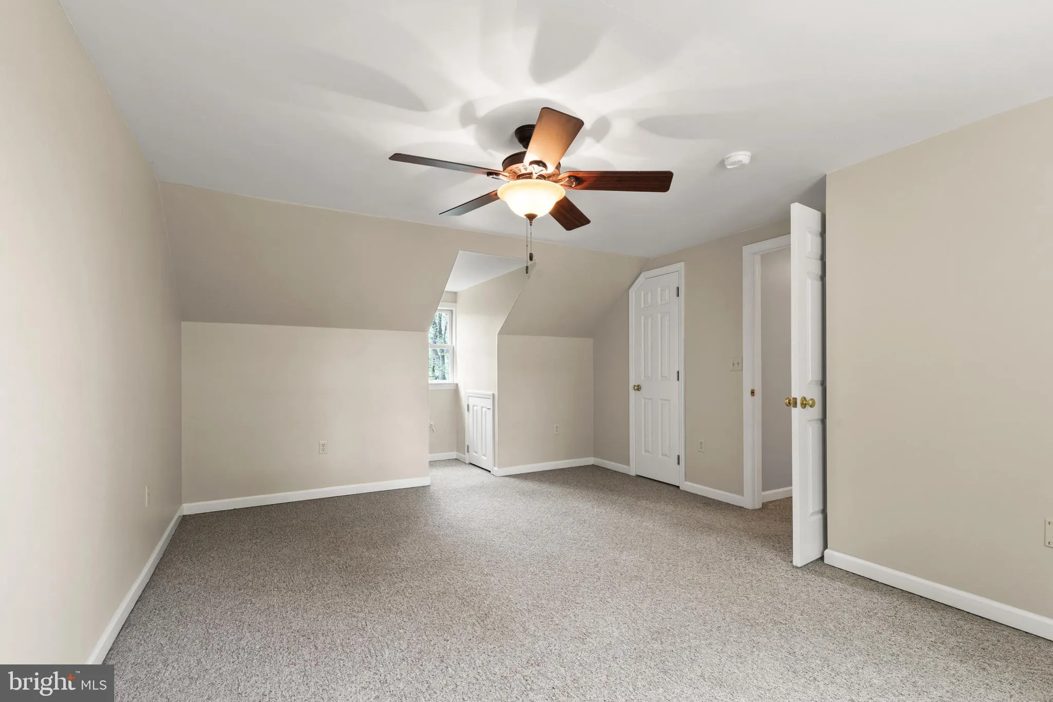 Willow Street, Pennsylvania 17584, United States, 3 Bedrooms Bedrooms, ,3 BathroomsBathrooms,Residential,Active,119886