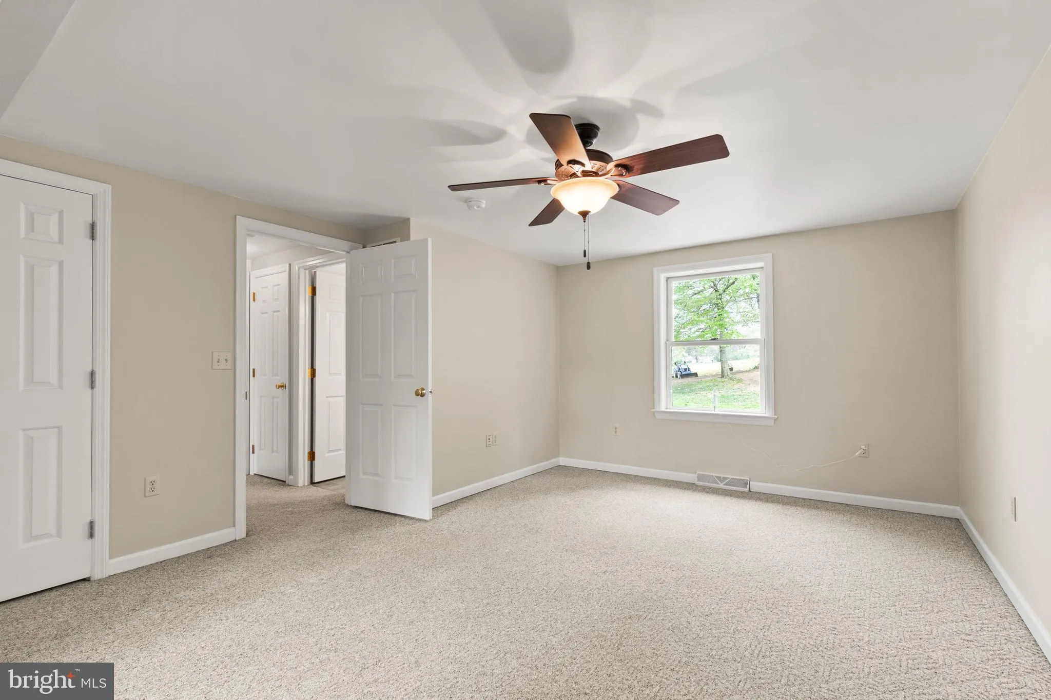 Willow Street, Pennsylvania 17584, United States, 3 Bedrooms Bedrooms, ,3 BathroomsBathrooms,Residential,Active,119886