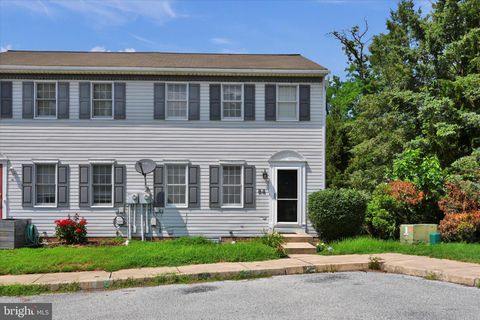 Photo of 84 Michael Court, EPHRATA, PA 17522 (MLS # PALA2073518)
