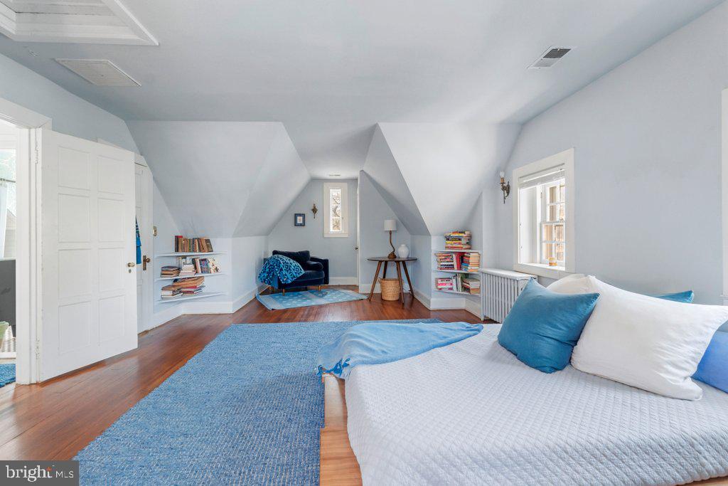 GUILFORD HISTORIC DISTRICT - Residential