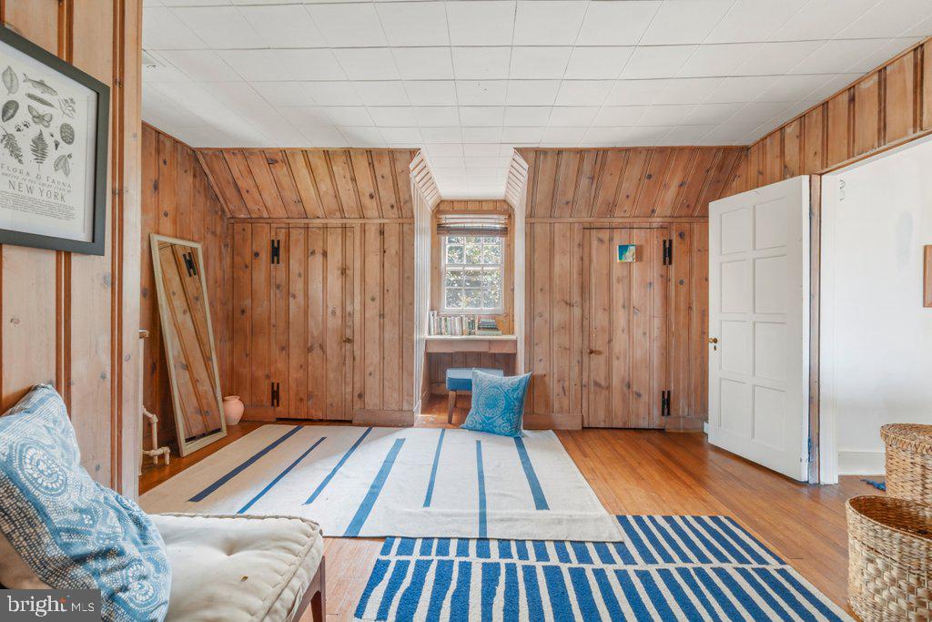 GUILFORD HISTORIC DISTRICT - Residential